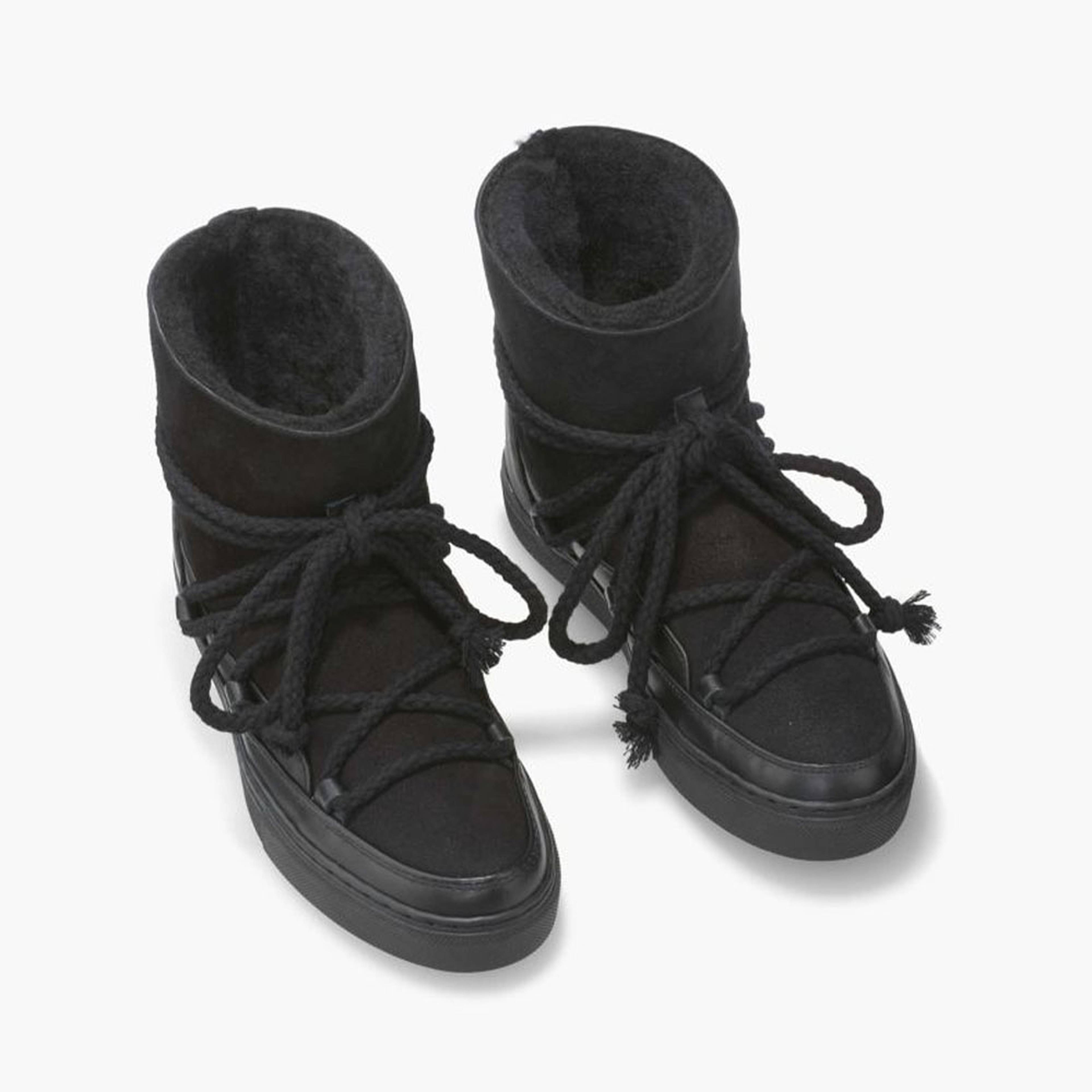 Classic, från Inuikii, i färgen Black.