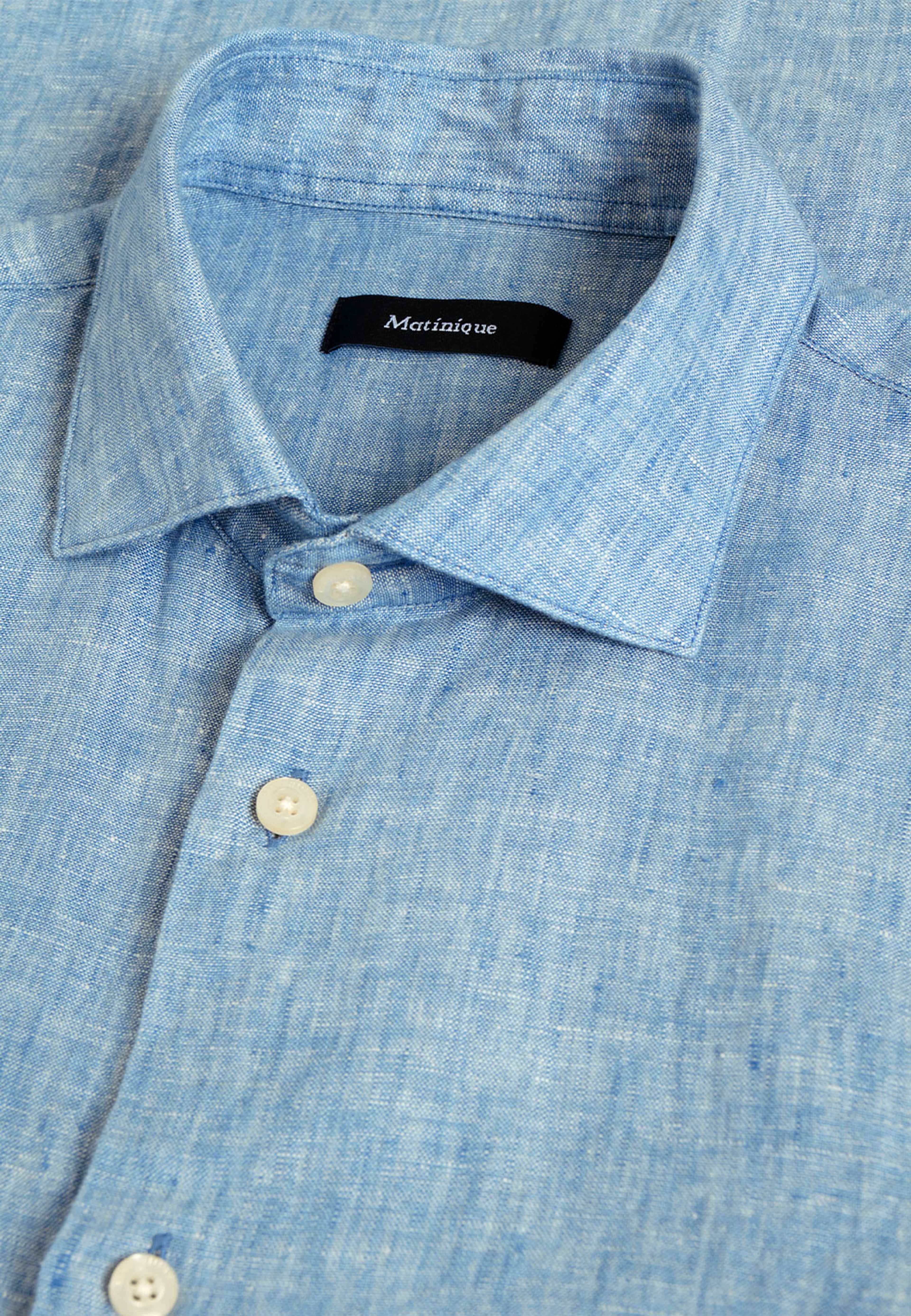 Marc short shirt, från Matinique, i färgen Captain's Blue. Klicka för att öppna bilden i stort format