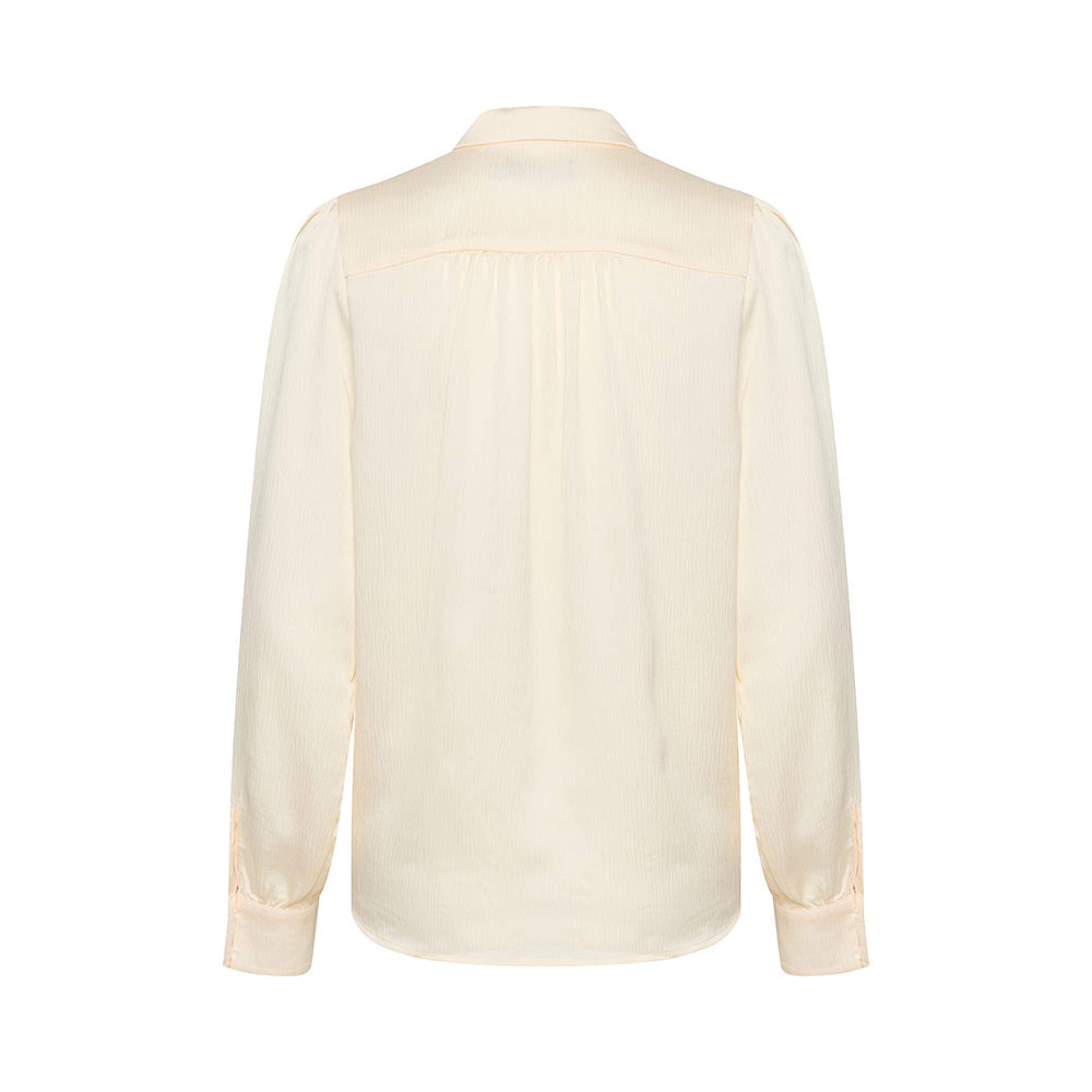 SLParis Shirt, från Soaked In Luxury, i färgen Whisper White. Klicka för att öppna bilden i stort format