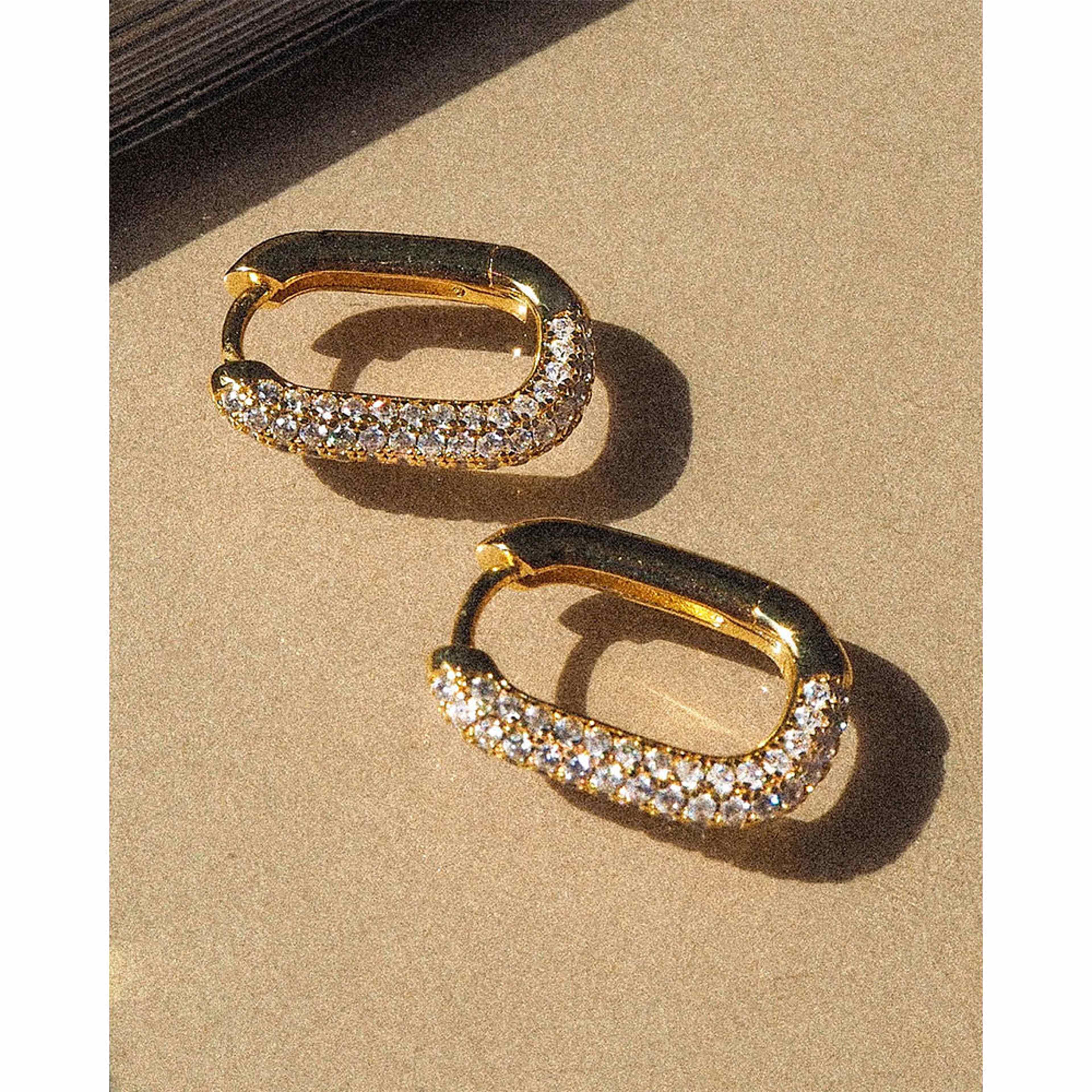 Pavé Chain Link Huggies