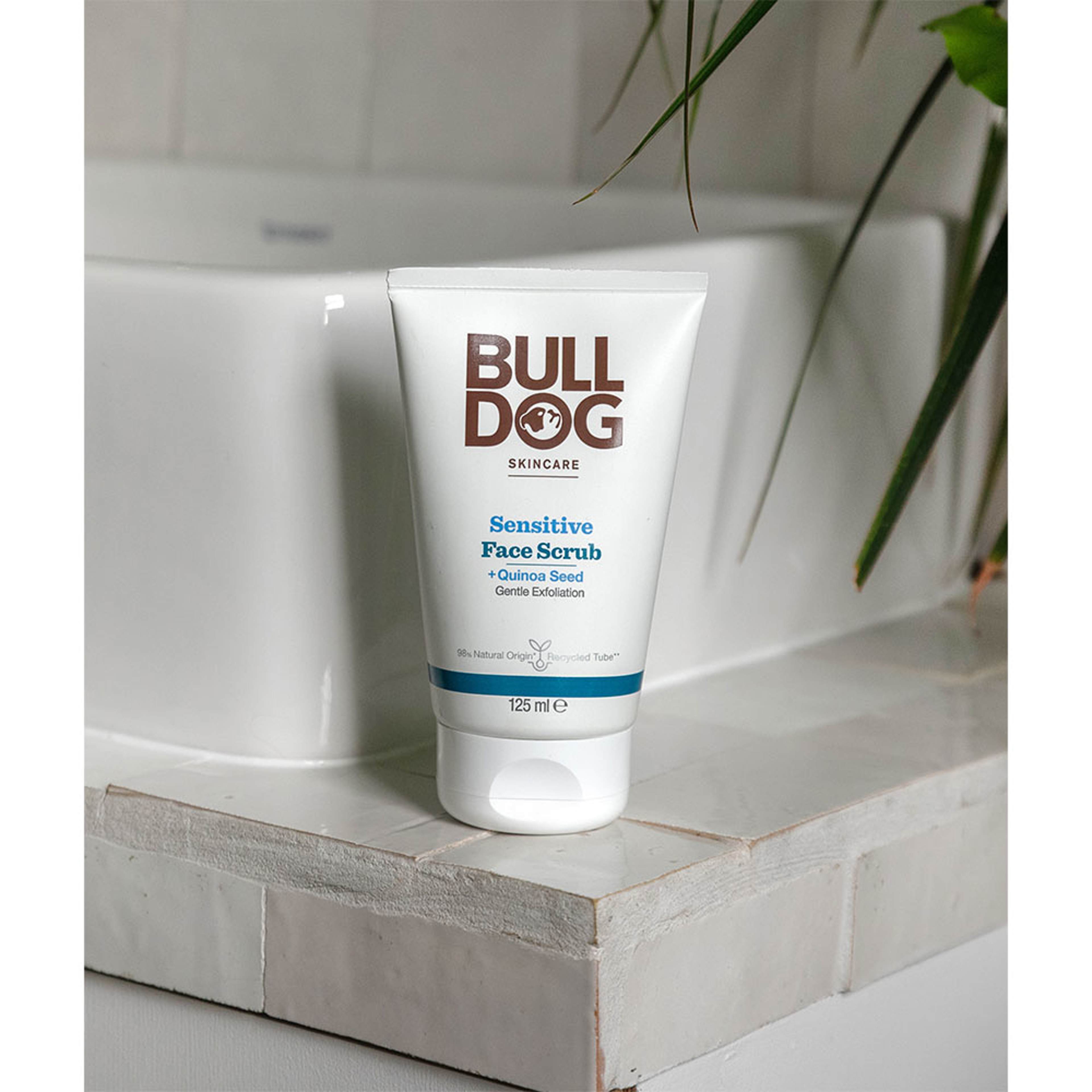Sensitive Face Scrub