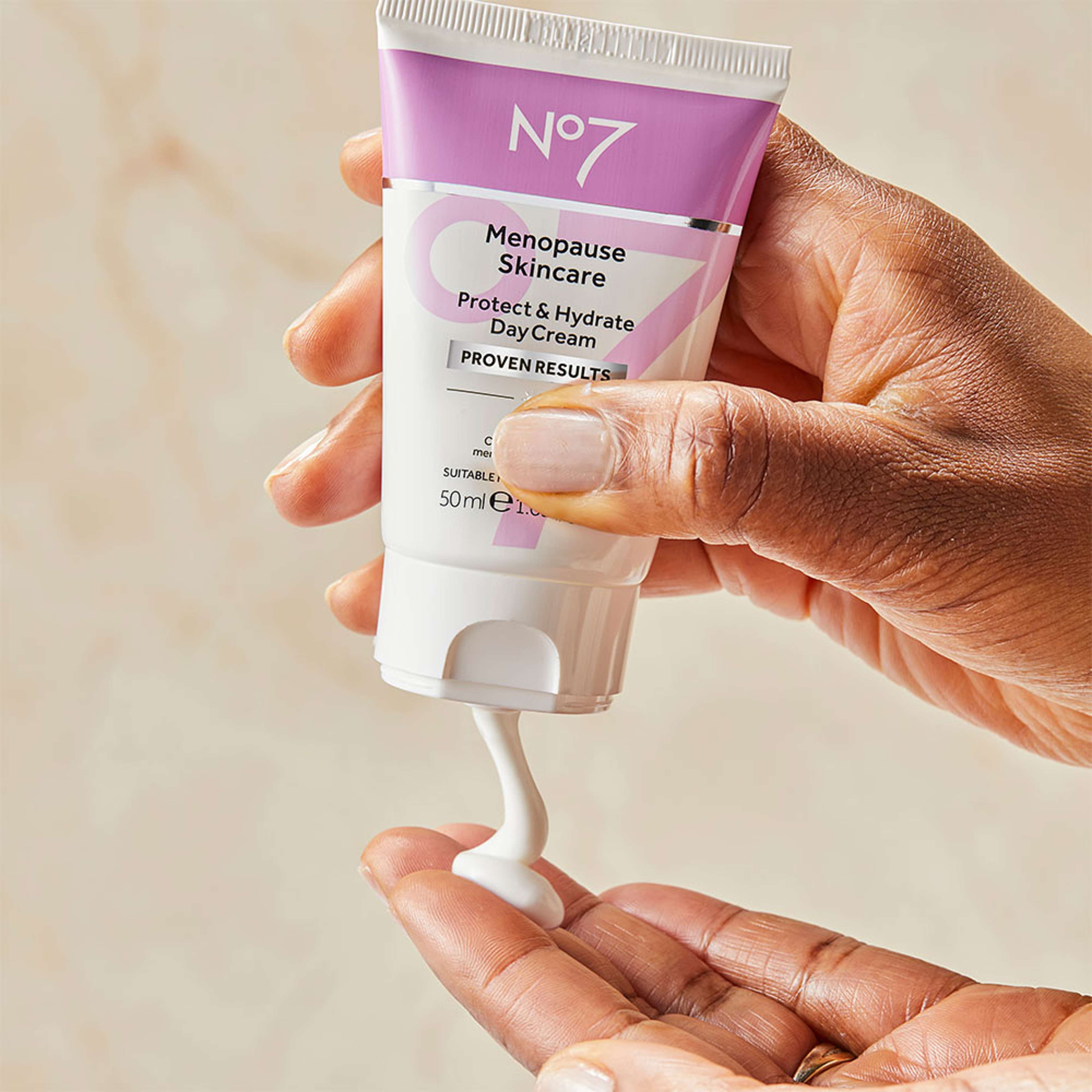Menopause Protect & Hydrate Day Cream SPF30