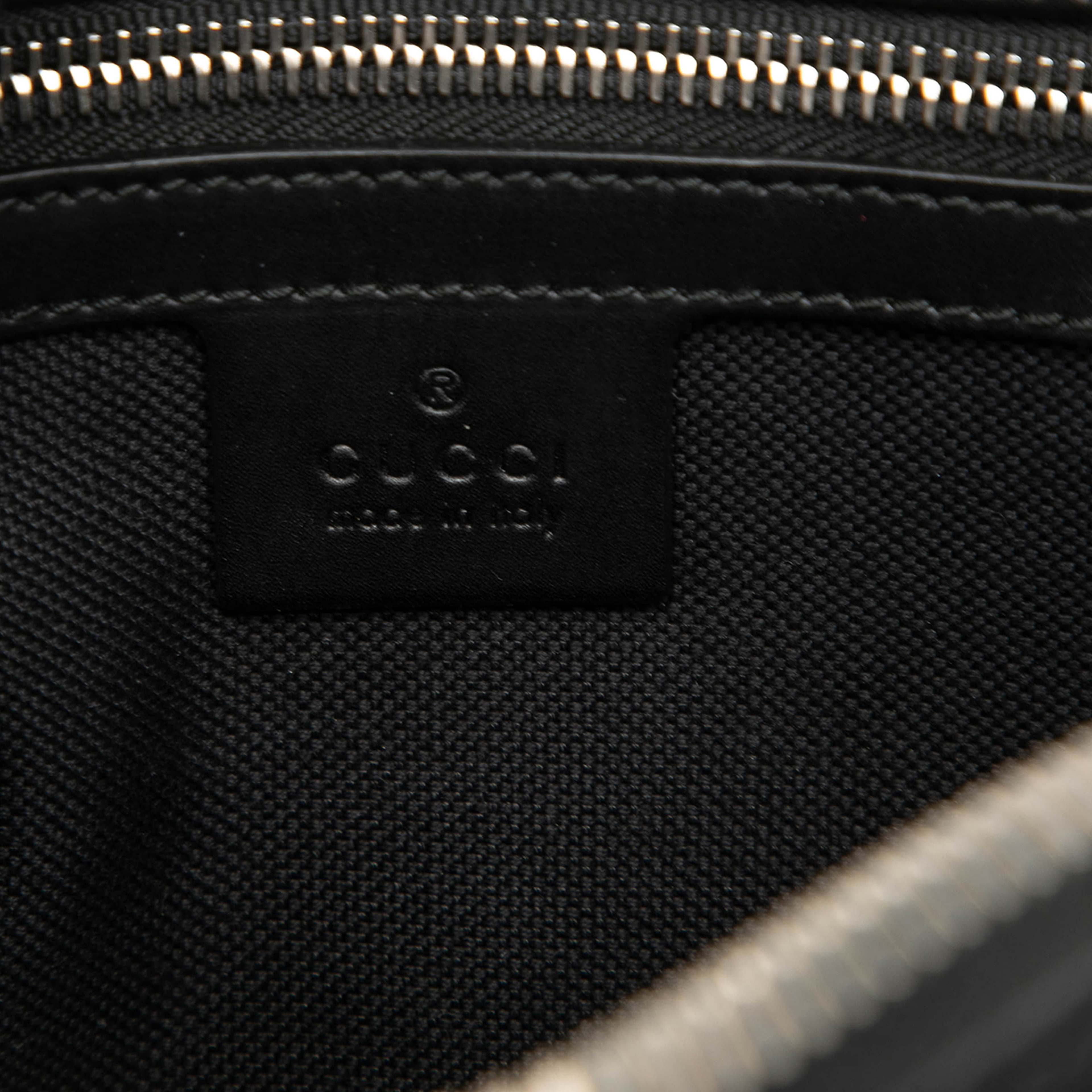 Gucci Gg Supreme Web Belt Bag, från Luxclusif, i färgen svart. Klicka för att öppna bilden i stort format