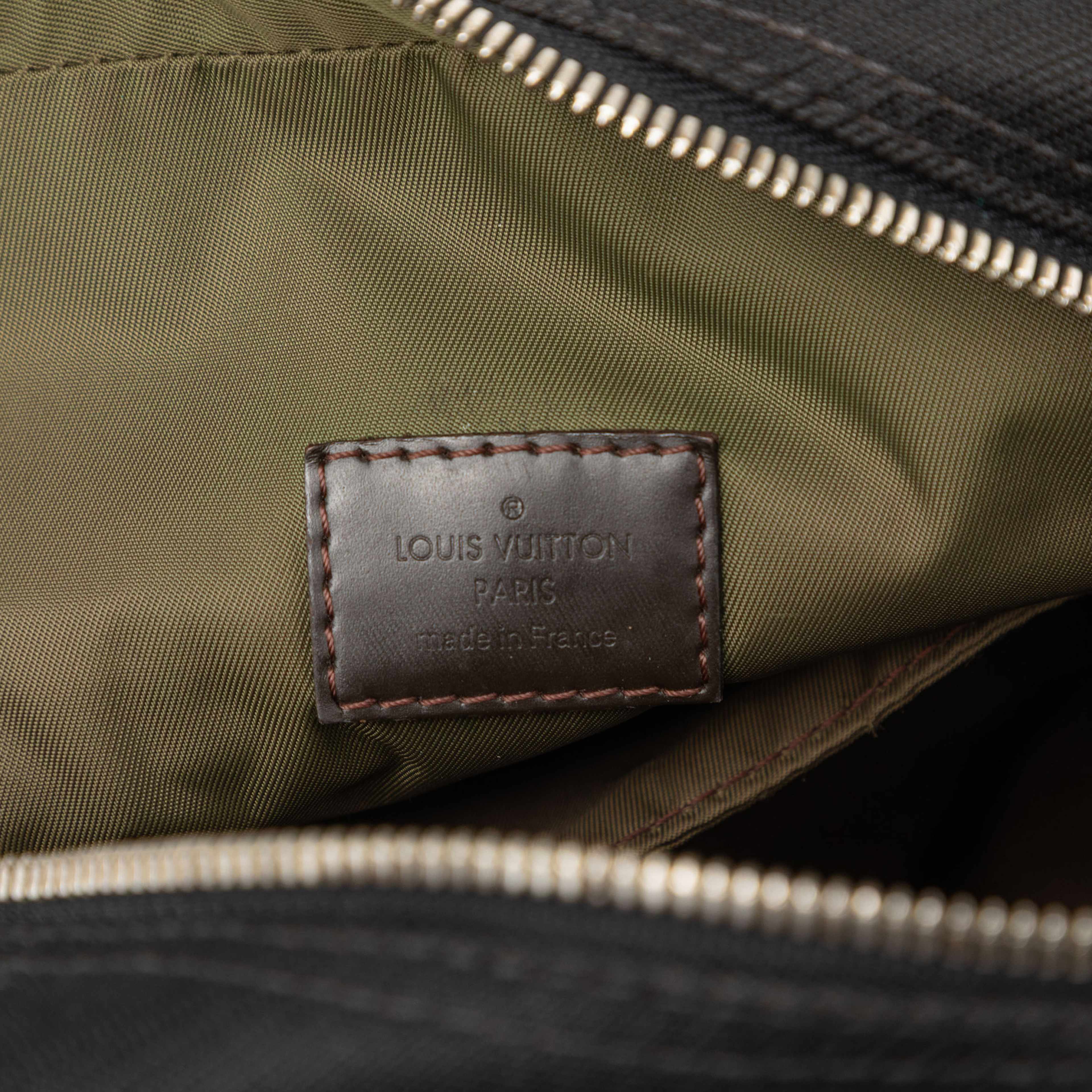 Louis Vuitton Damier Geant Citadin, från Luxclusif, i färgen svart. Klicka för att öppna bilden i stort format