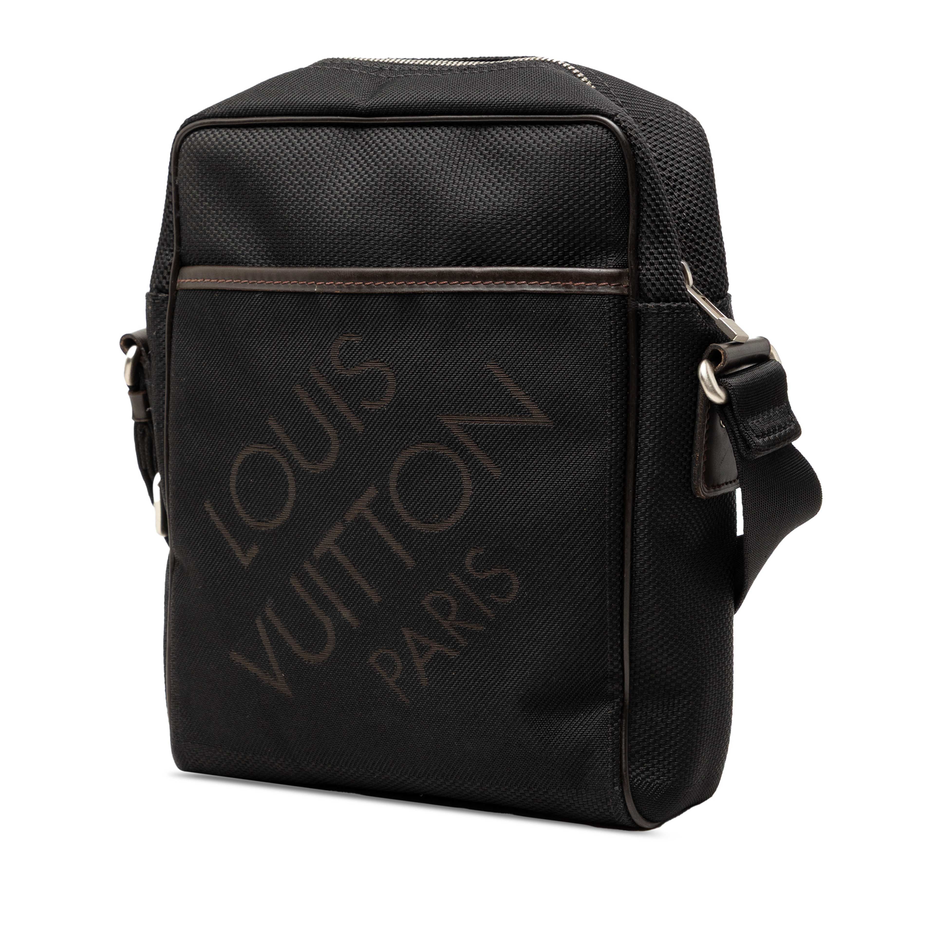 Louis Vuitton Damier Geant Citadin, från Luxclusif, i färgen svart. Klicka för att öppna bilden i stort format
