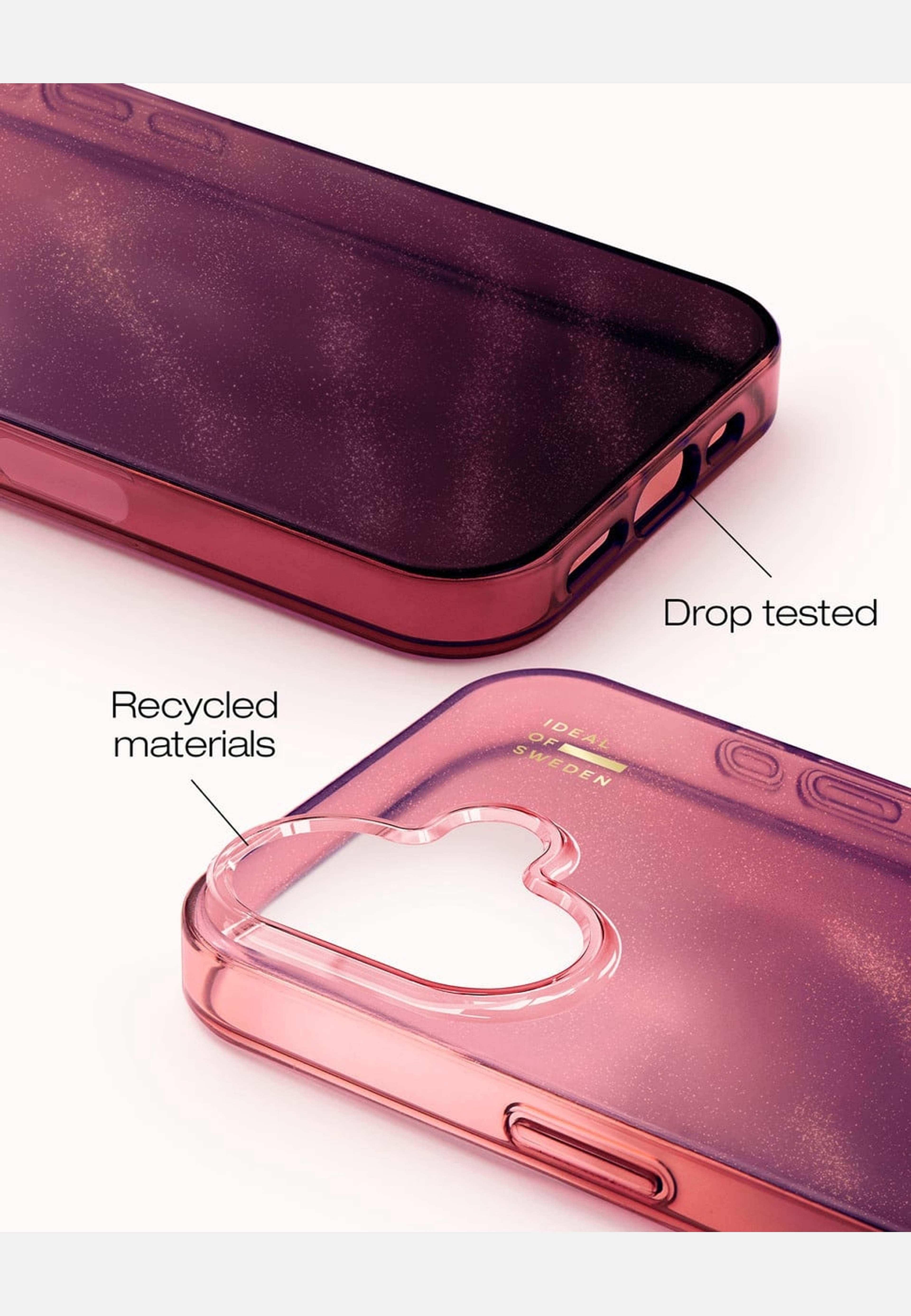 Clear Case Iphone 16 Cherry Lacquer, från Ideal Of Sweden, i färgen red. Klicka för att öppna bilden i stort format