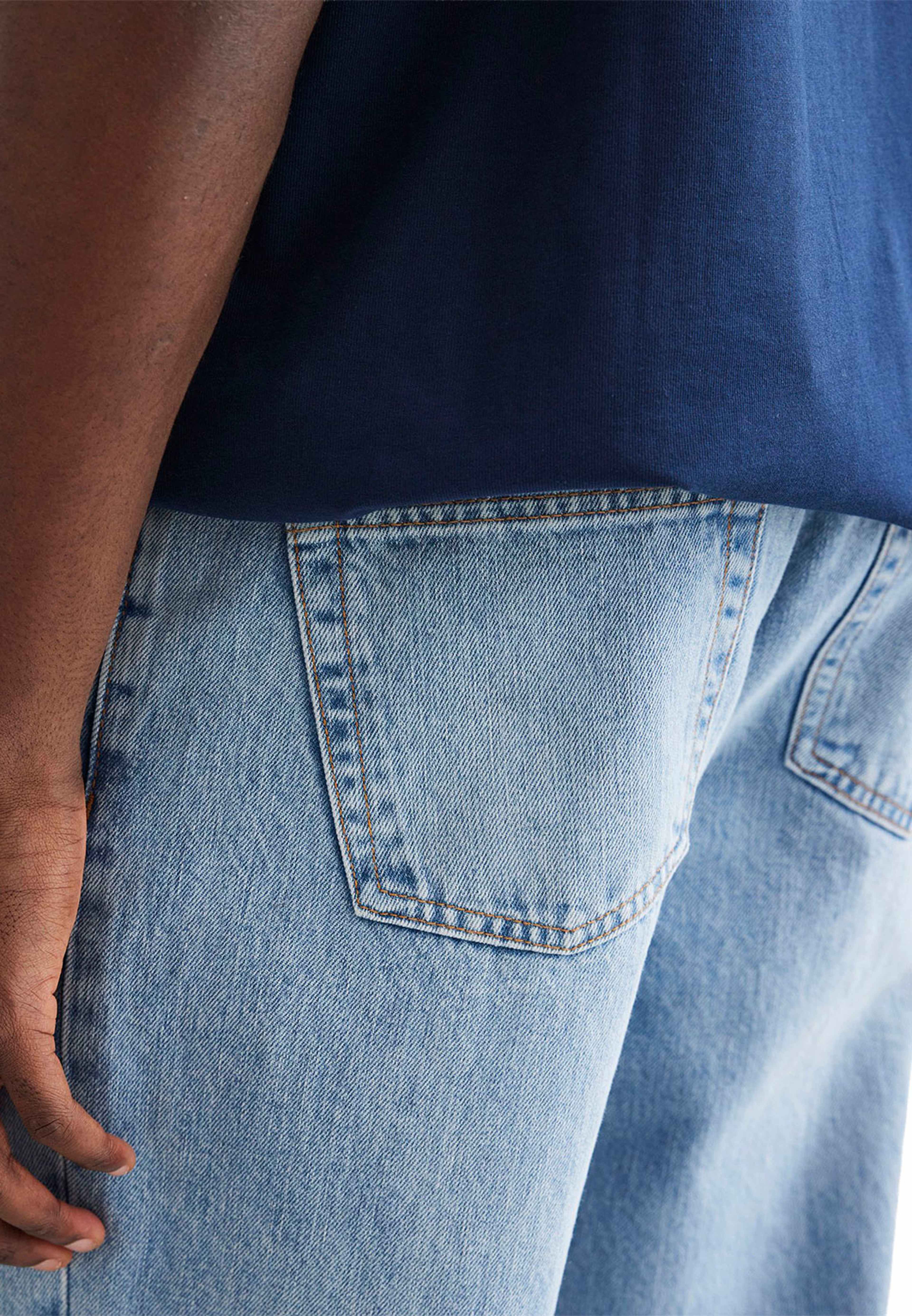 Leroy Doone Jeans, från Woodbird, i färgen Washed Blue. Klicka för att öppna bilden i stort format