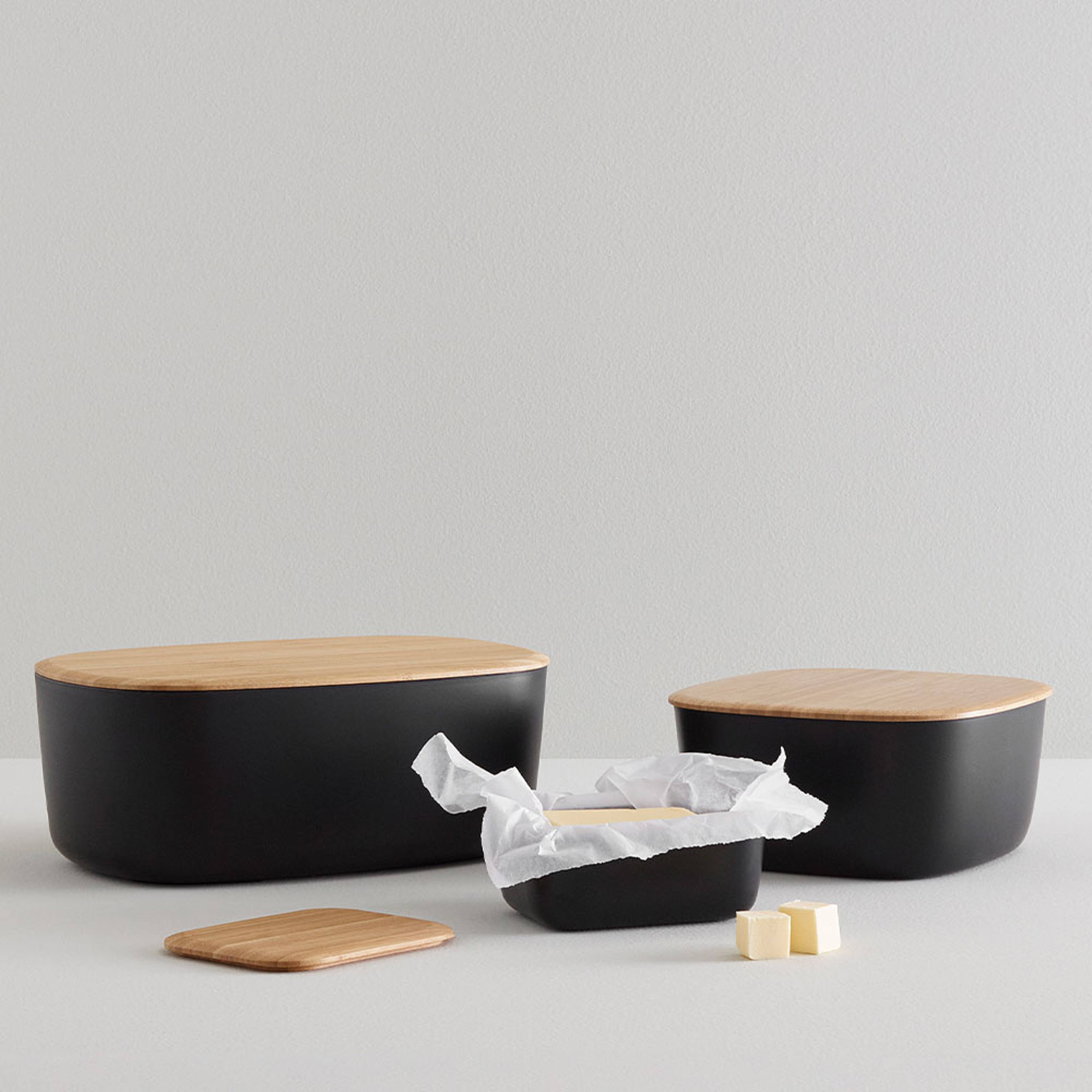 BOX-IT brödlåda L 23 cm, från Rig-tig, i färgen Black. Klicka för att öppna bilden i stort format