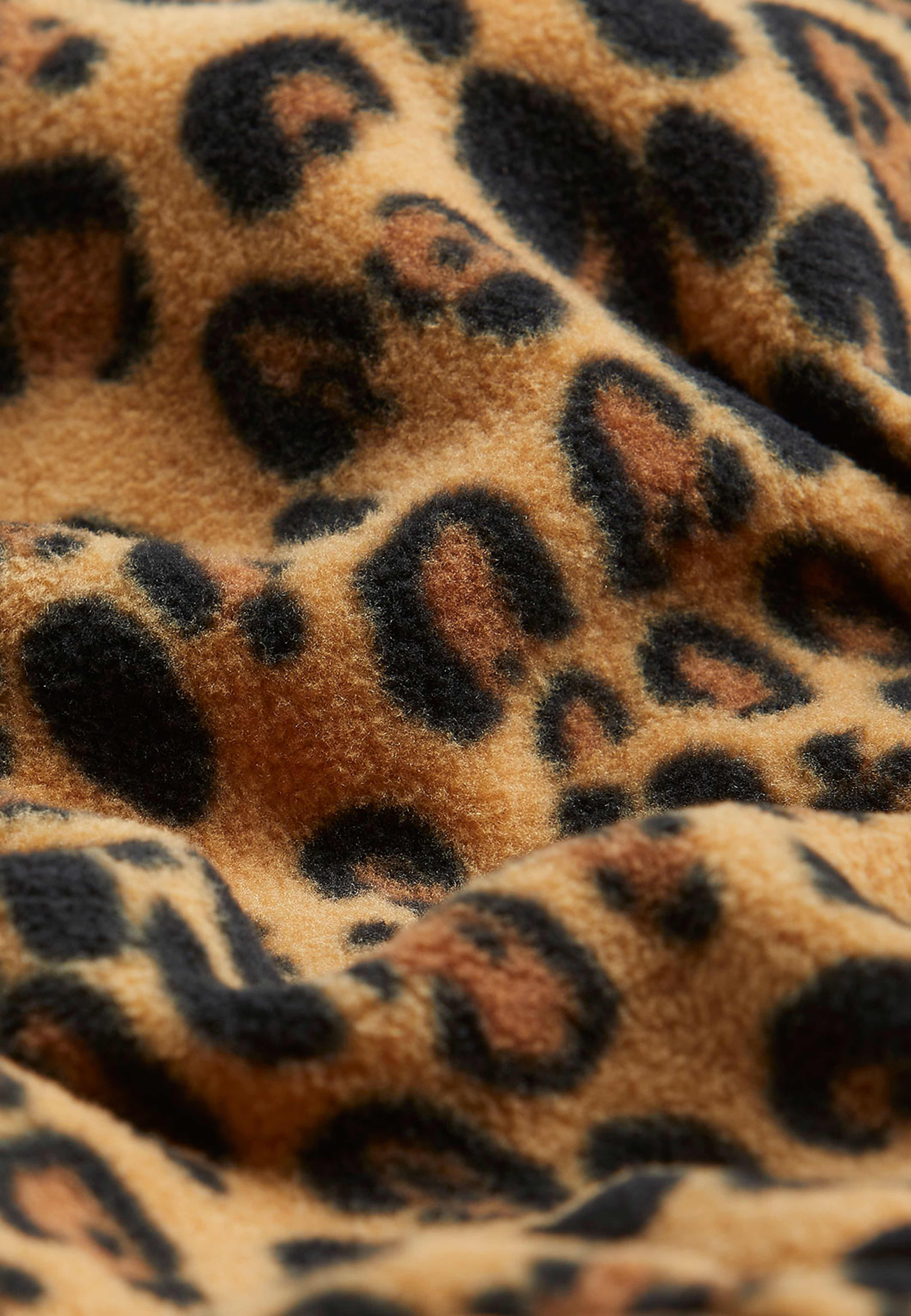 Leopard fleece onesie, från Mini Rodini, i färgen Beige. Klicka för att öppna bilden i stort format