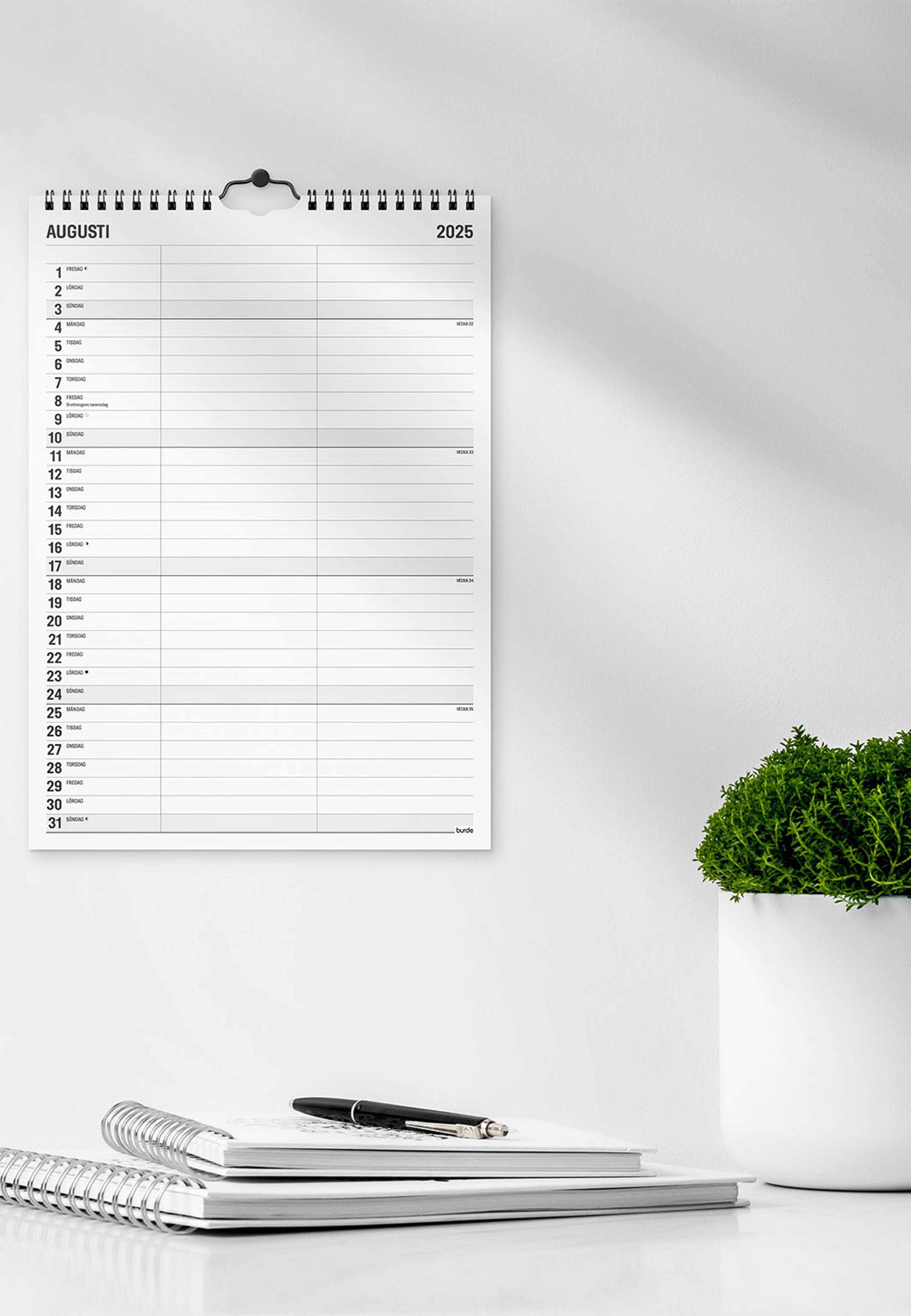 Familjekalender 2025 Black And White 2 Kolumner