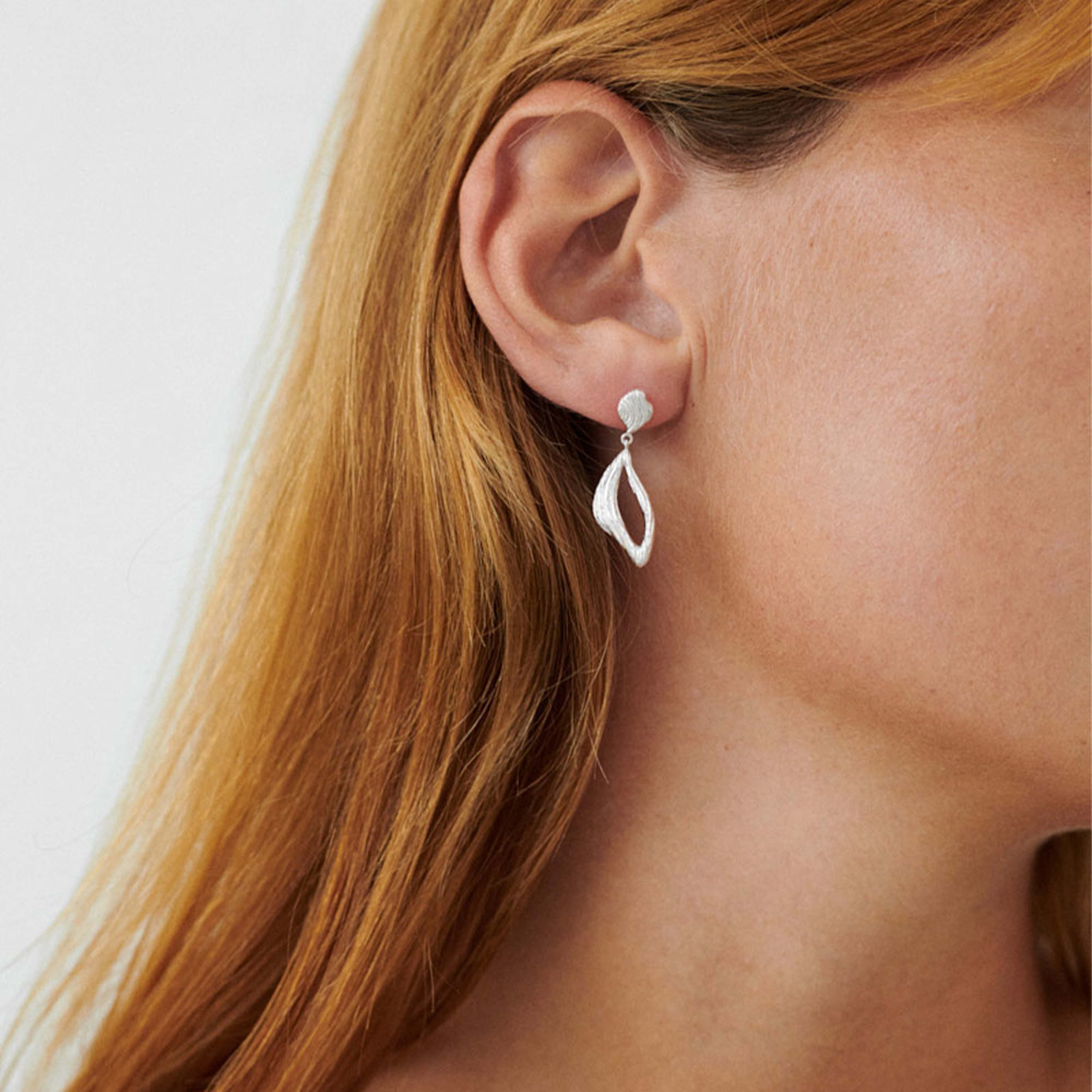 Flowing Dreams Earrings