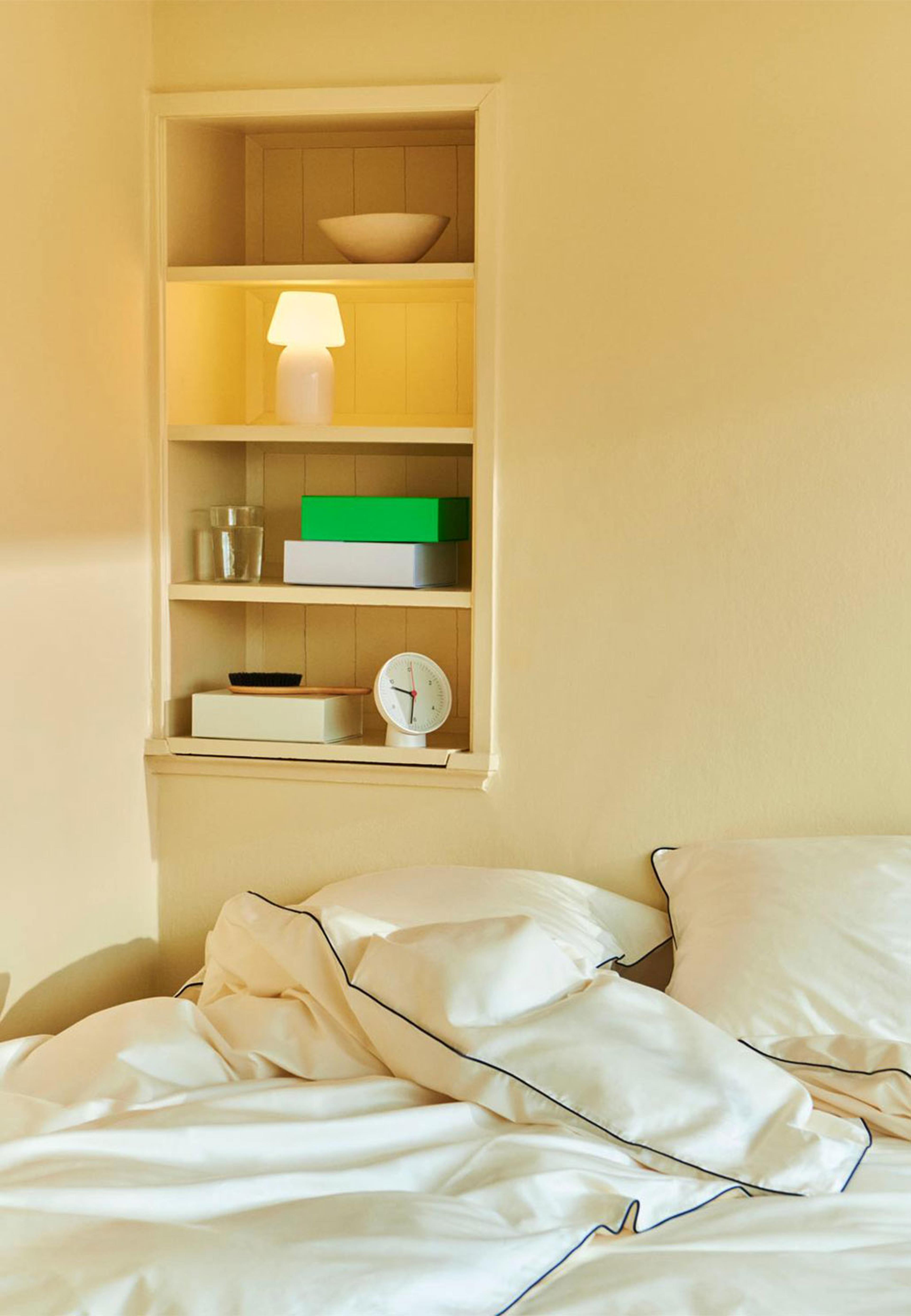 Outline Duvet Cover W220 x L210, från HAY, i färgen Ivory. Klicka för att öppna bilden i stort format