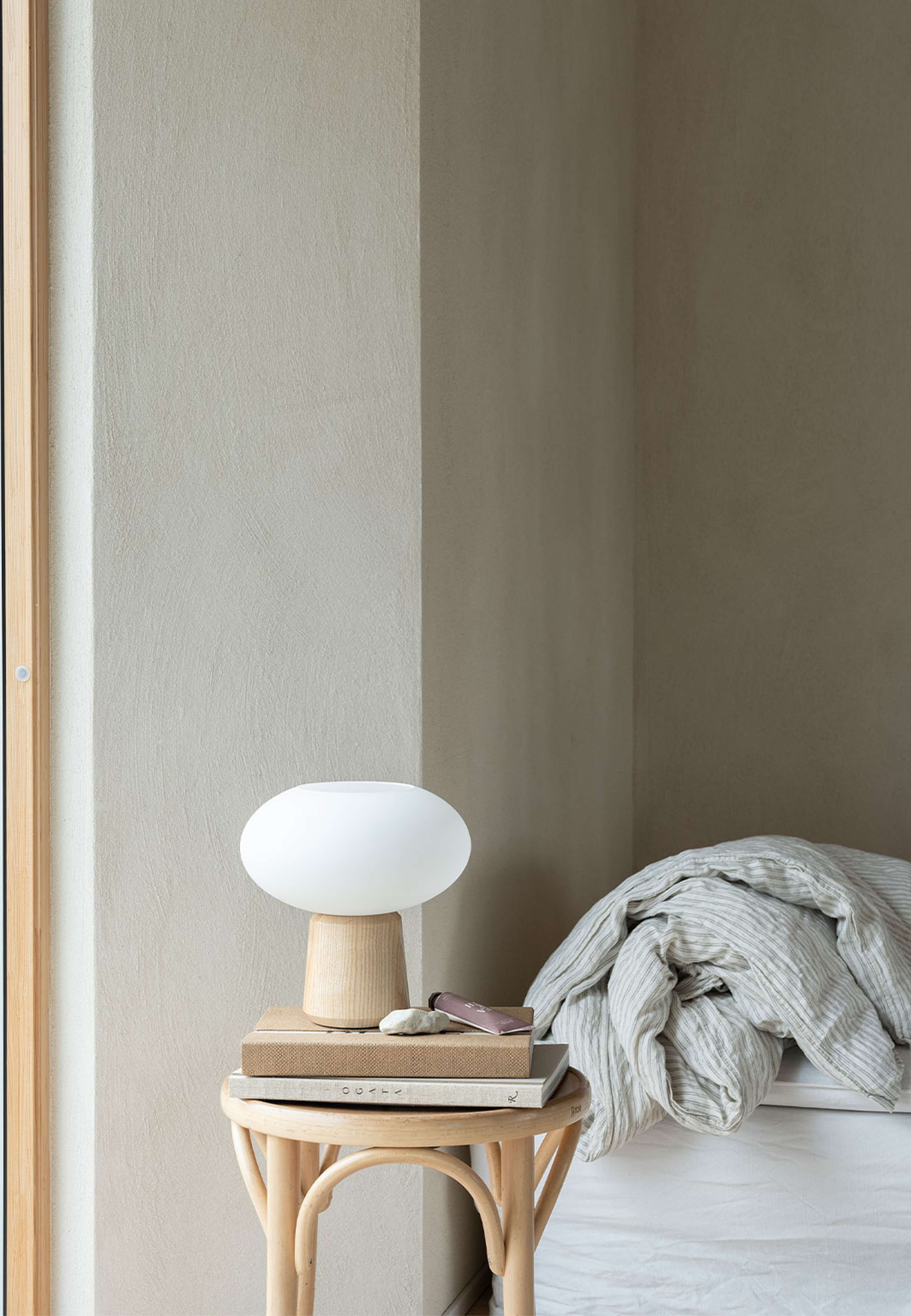 Olivia Table Natural
