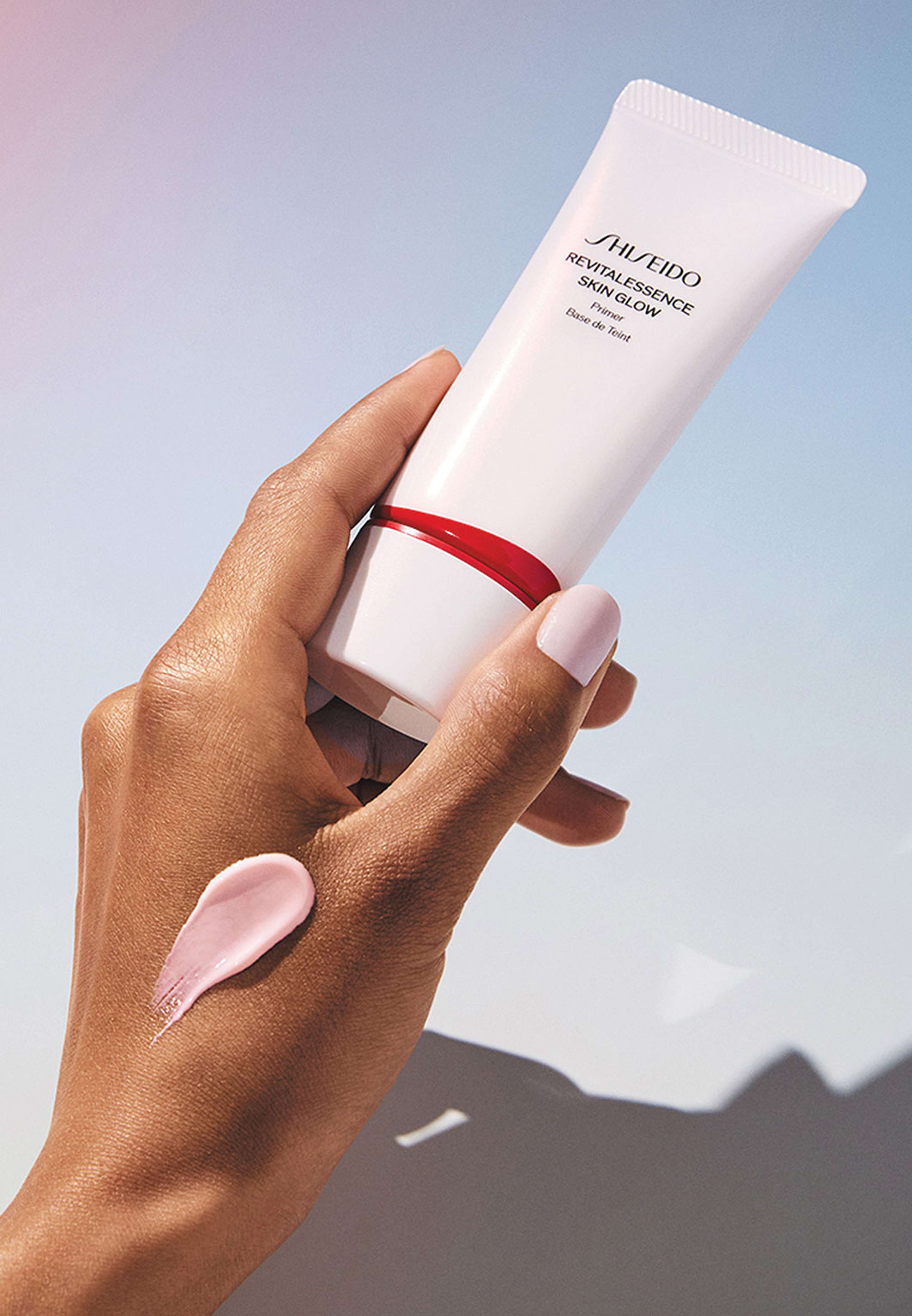 Revitalessence Glow Primer
