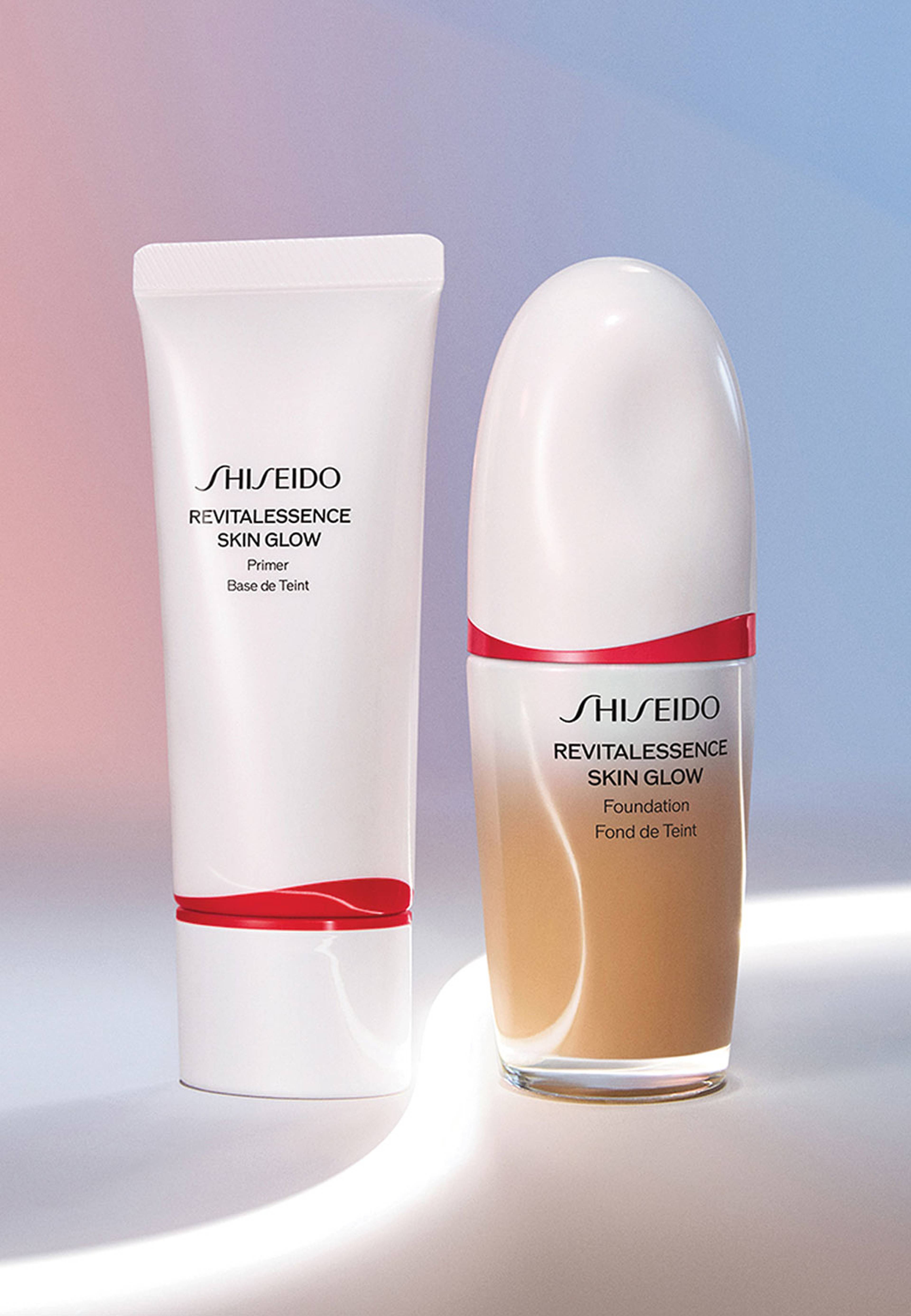 Revitalessence Glow Primer