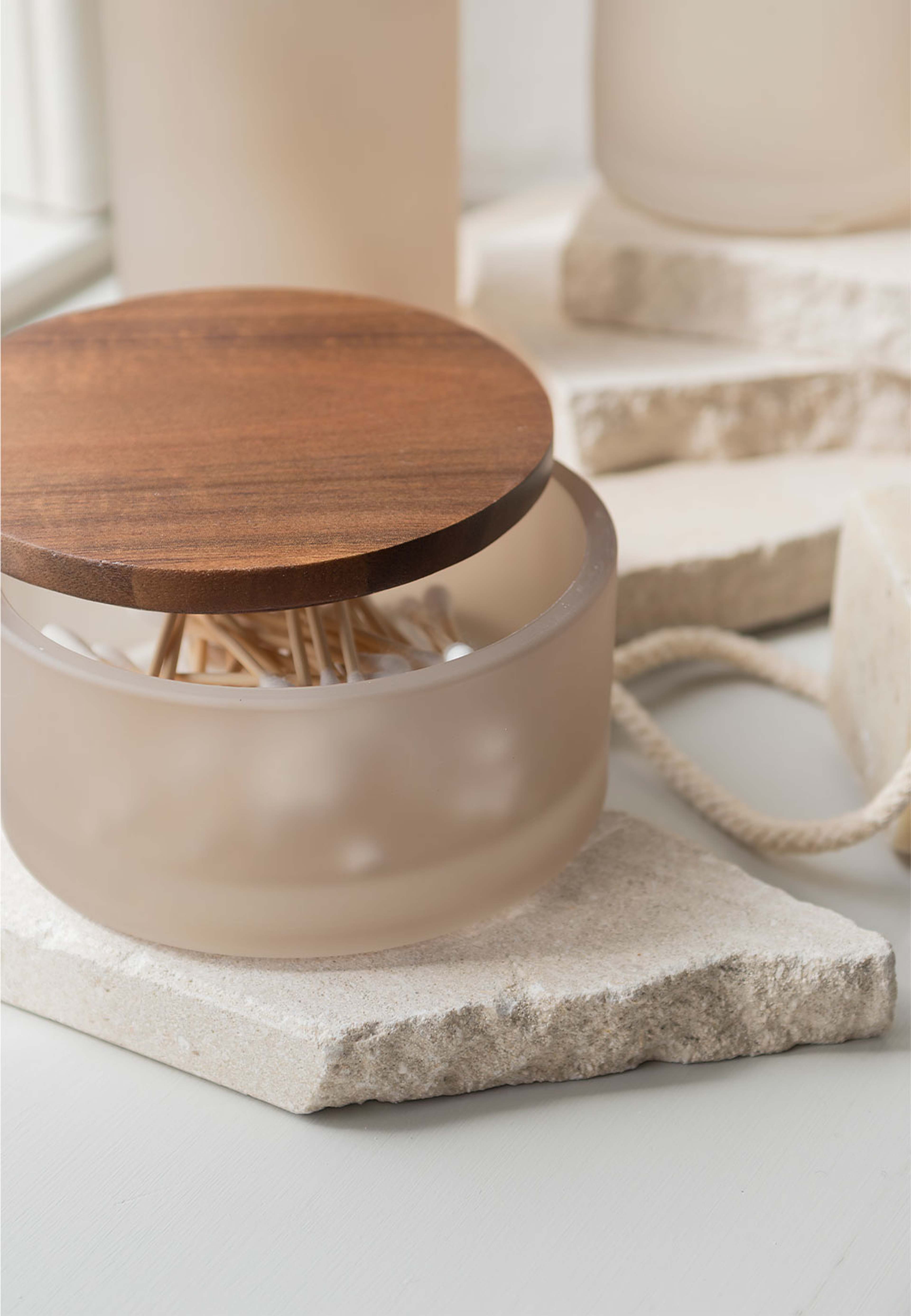 Modest Jar With Lid