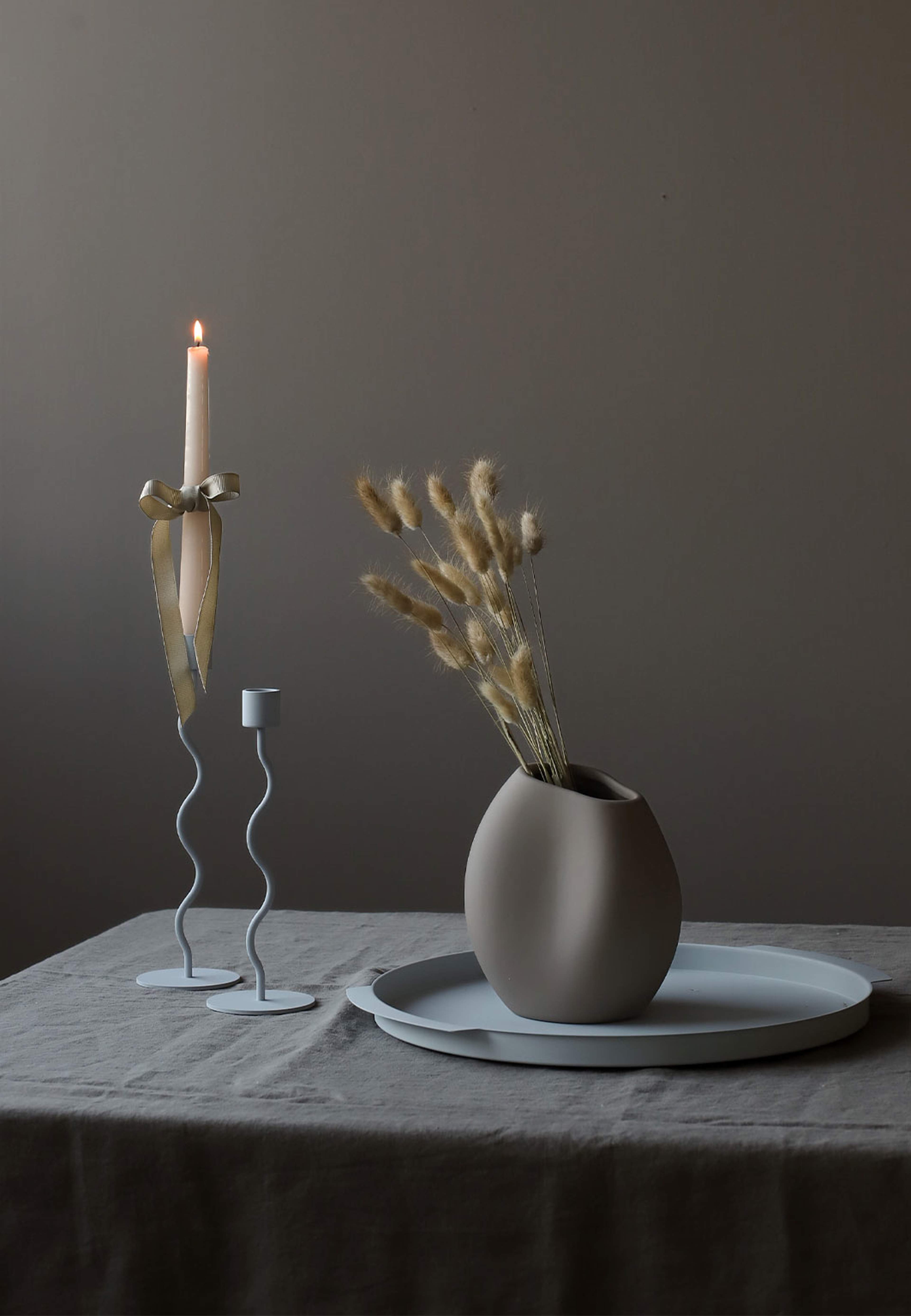 Curved Candleholder