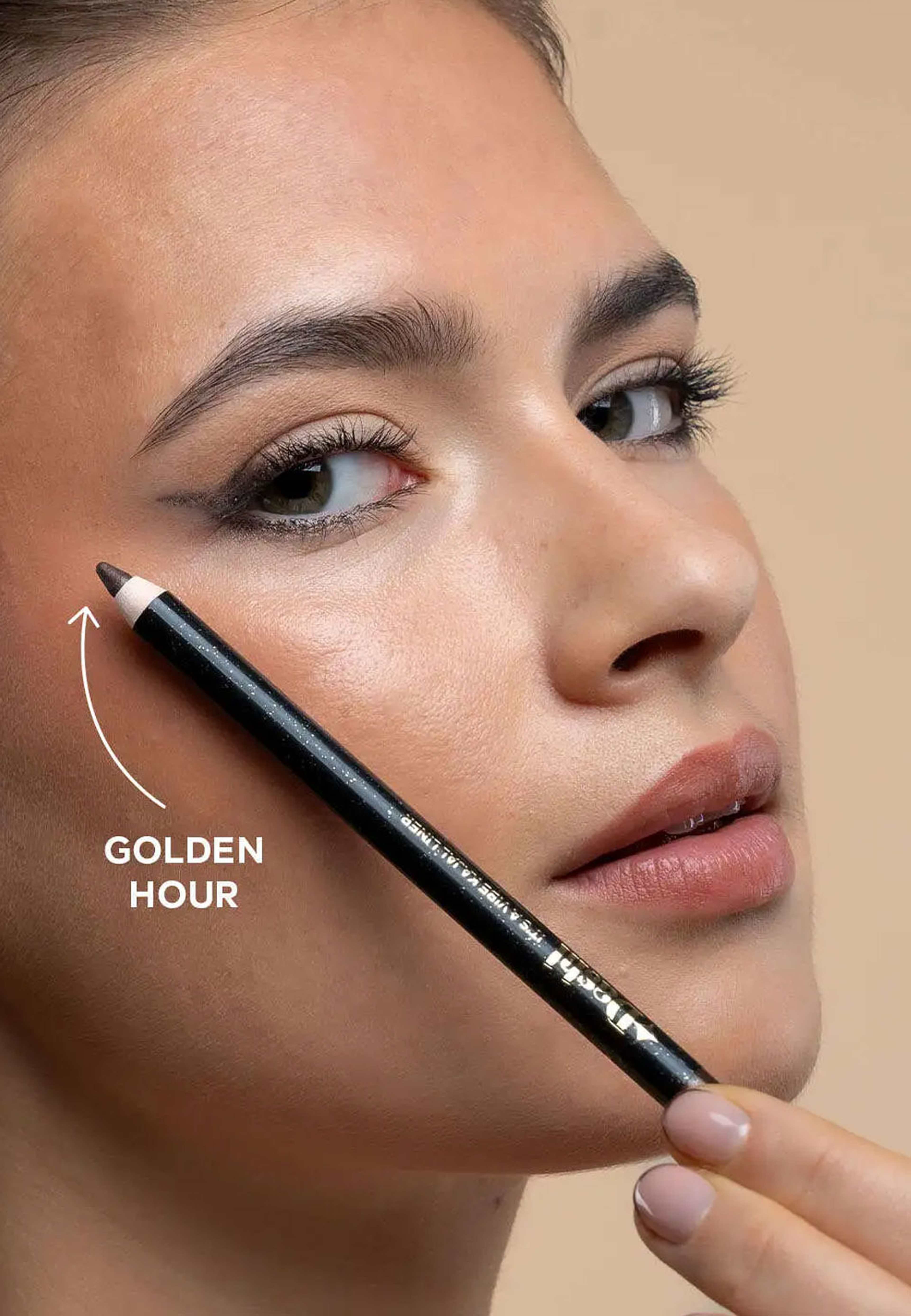 It’s a Vibe Kajal Liner