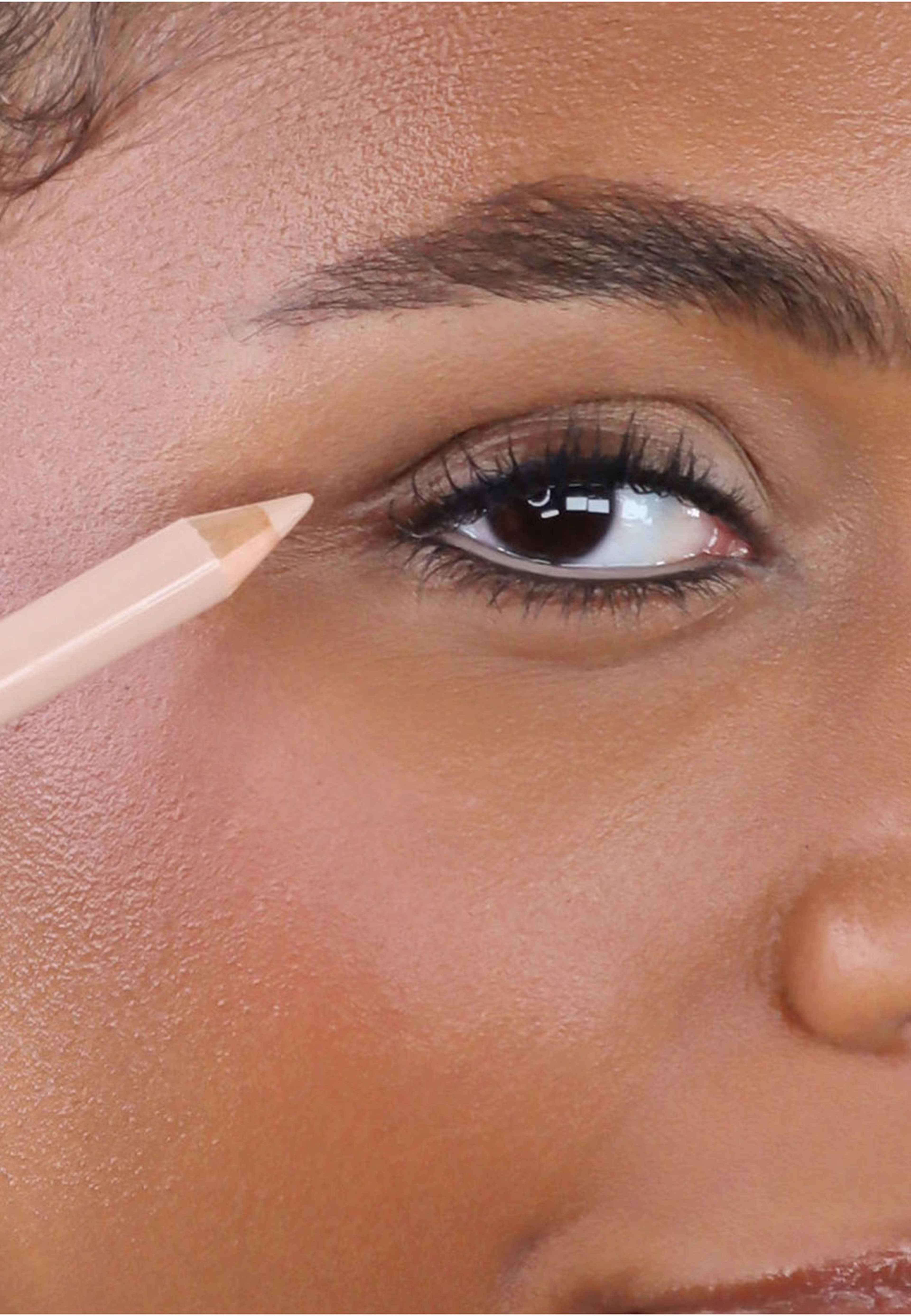 Brightening Waterline Pencil