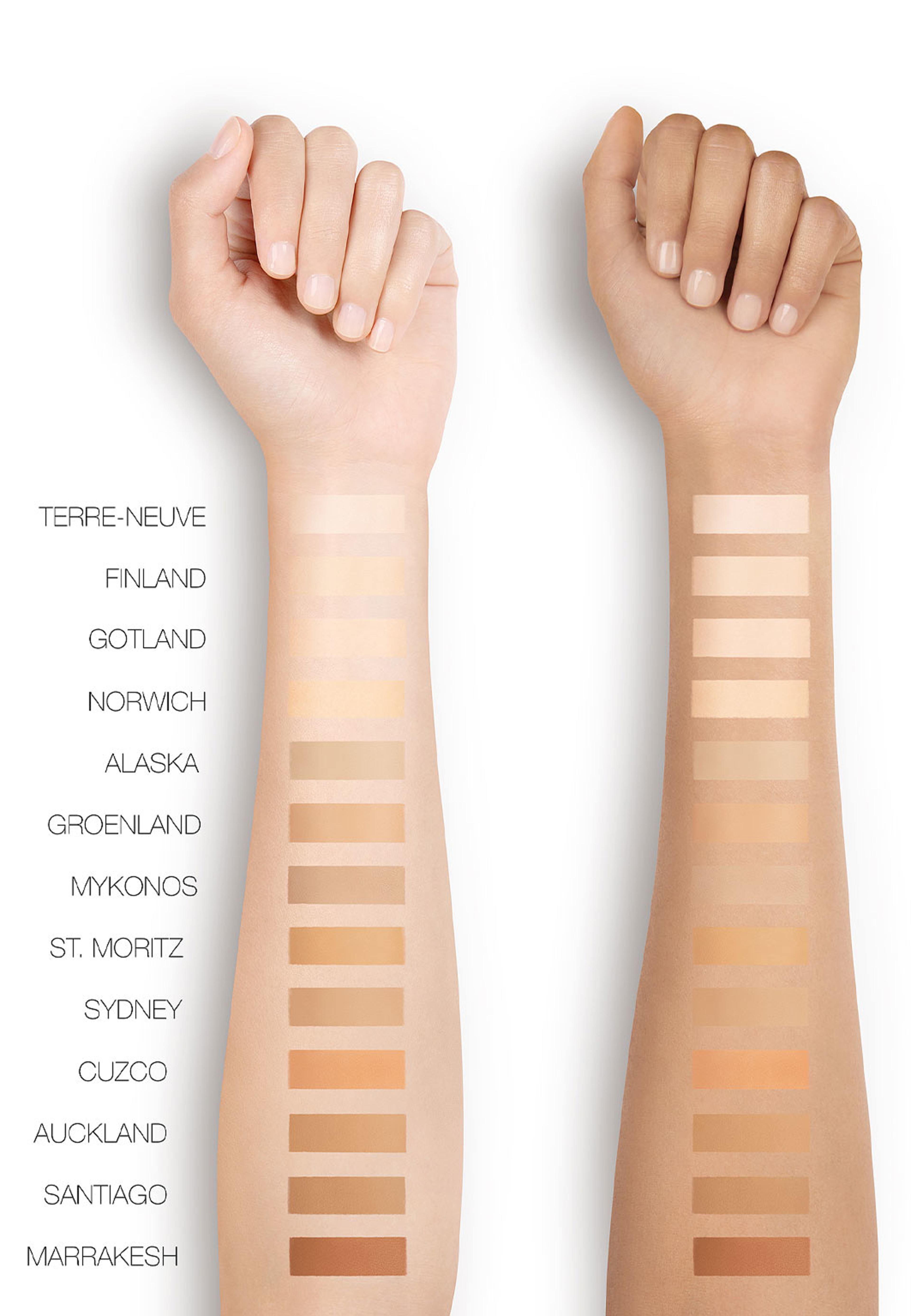 Pure Radiant Tinted Moisturizer SPF30