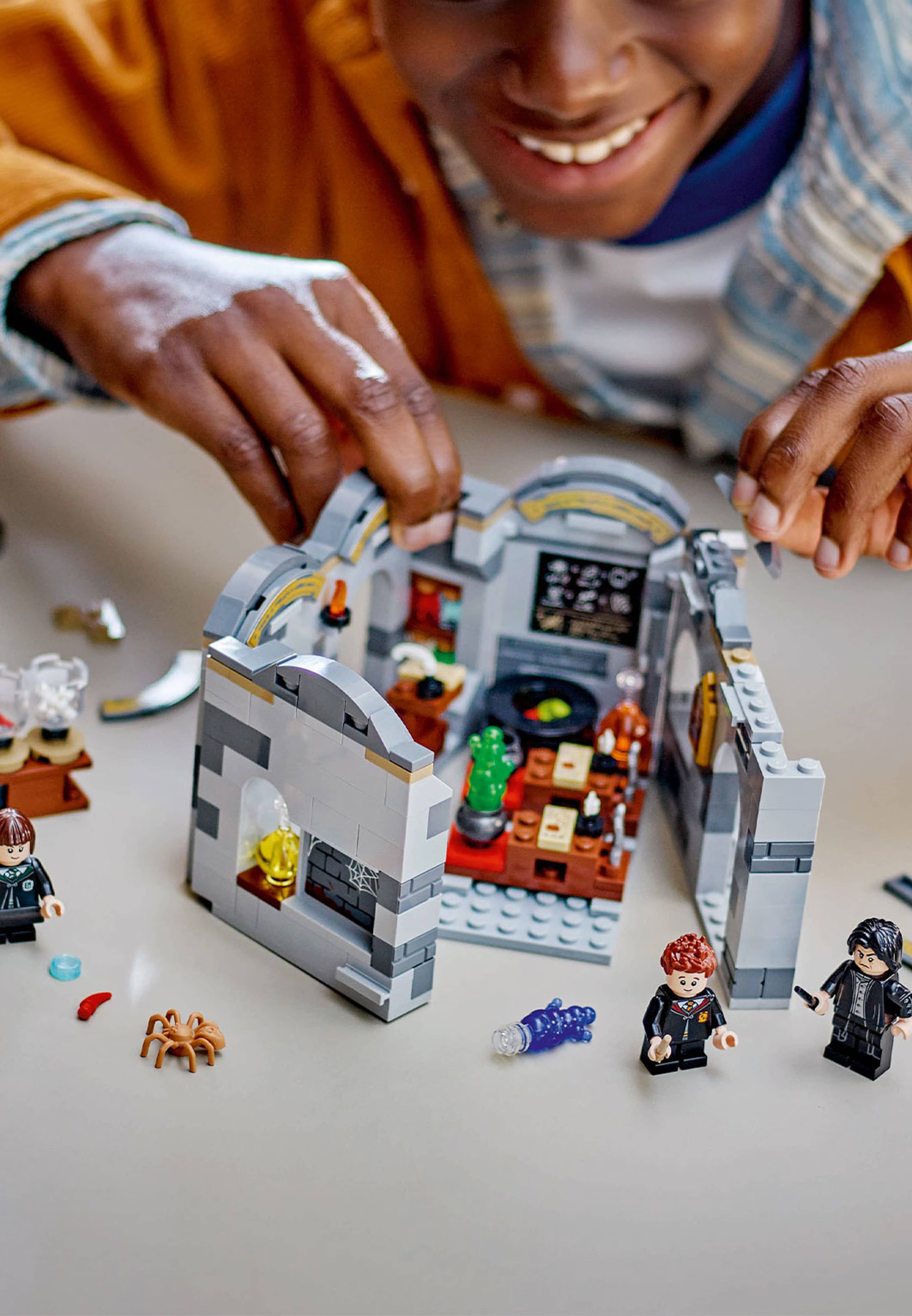 Harry Potter™ Hogwarts™ slott: lektion i trolldryckskonst 76431