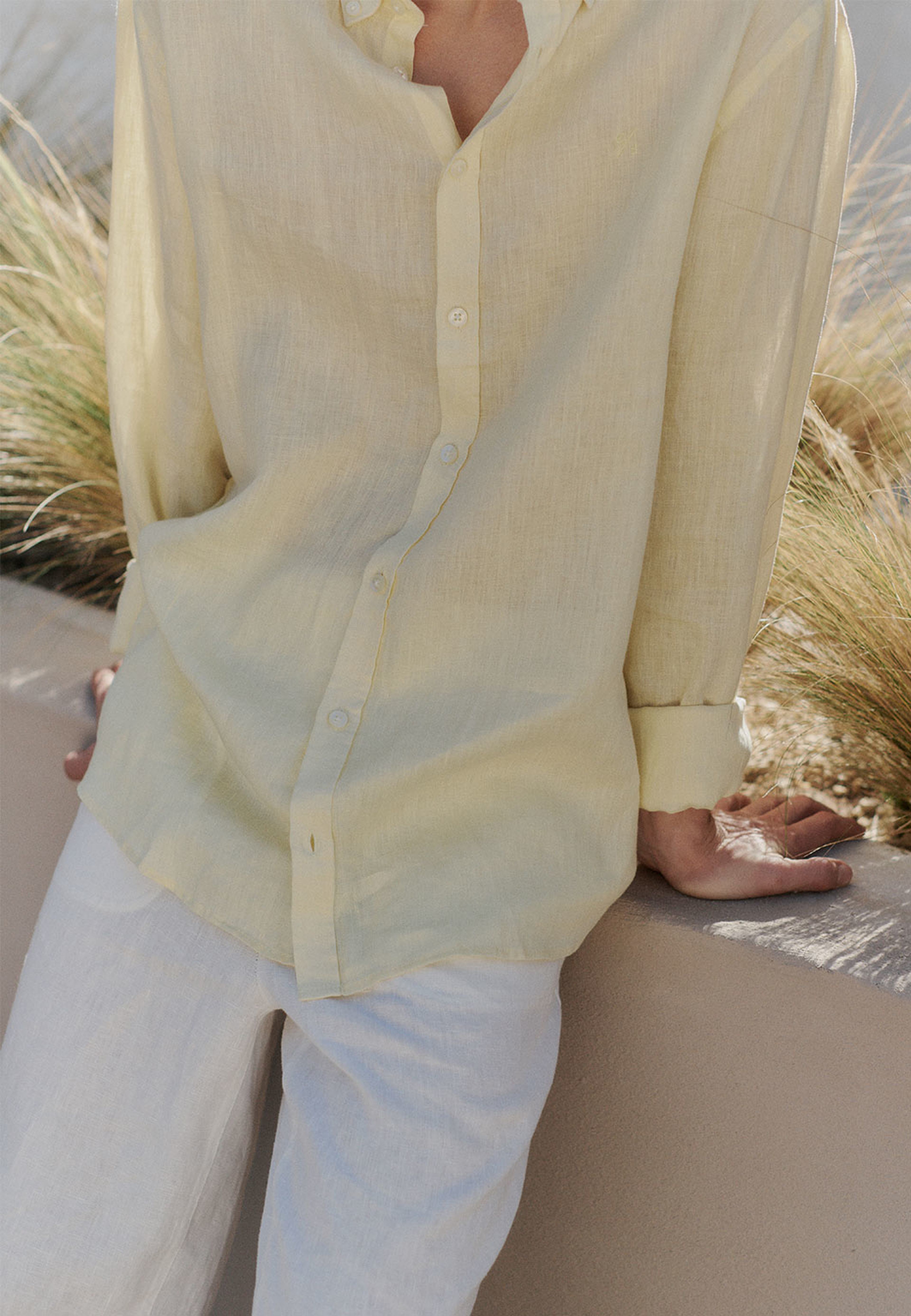 CFANTON BD LS linen shirt Shirt, från Casual Friday, i färgen Flan. Klicka för att öppna bilden i stort format