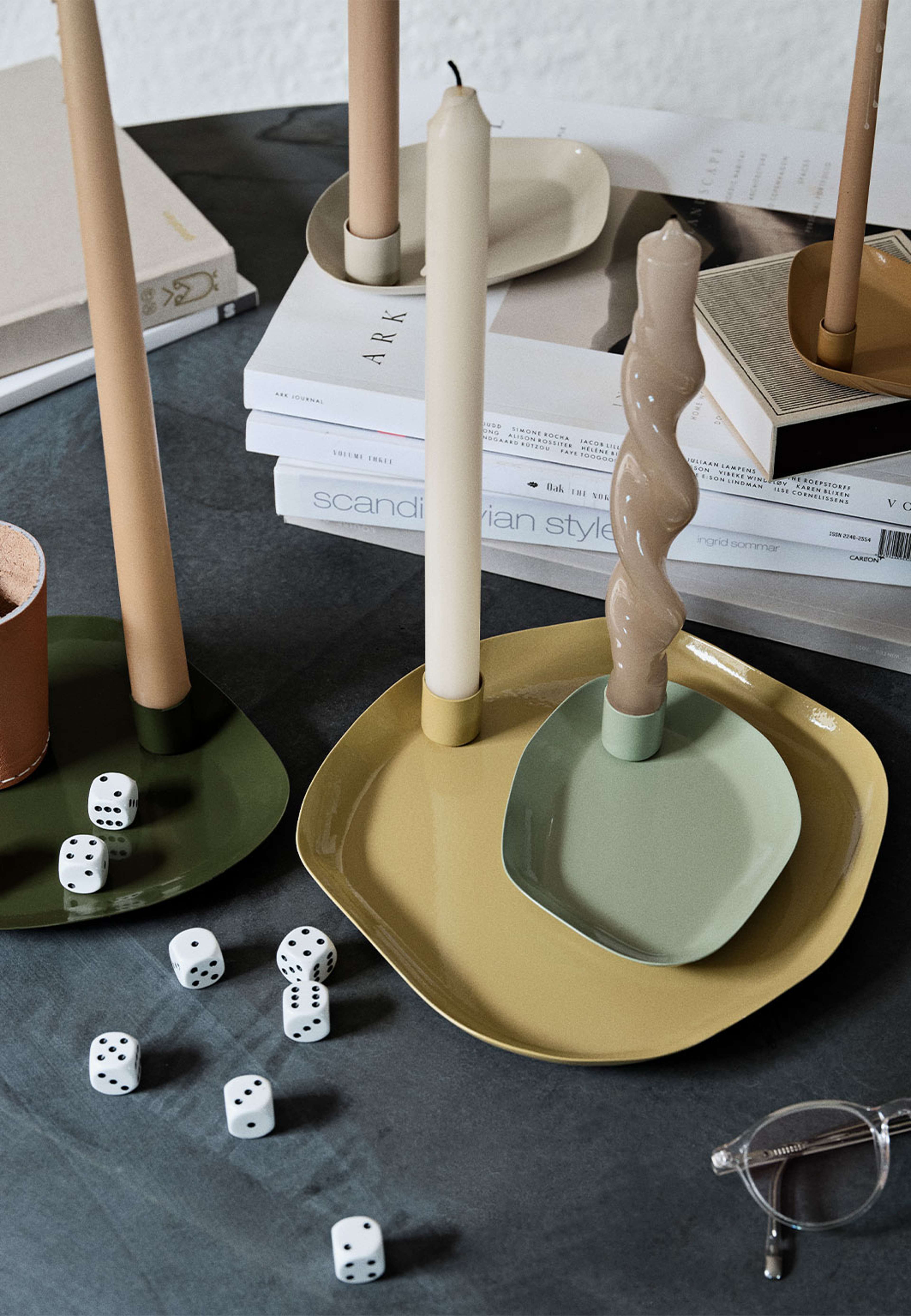 Mie Candlestick
