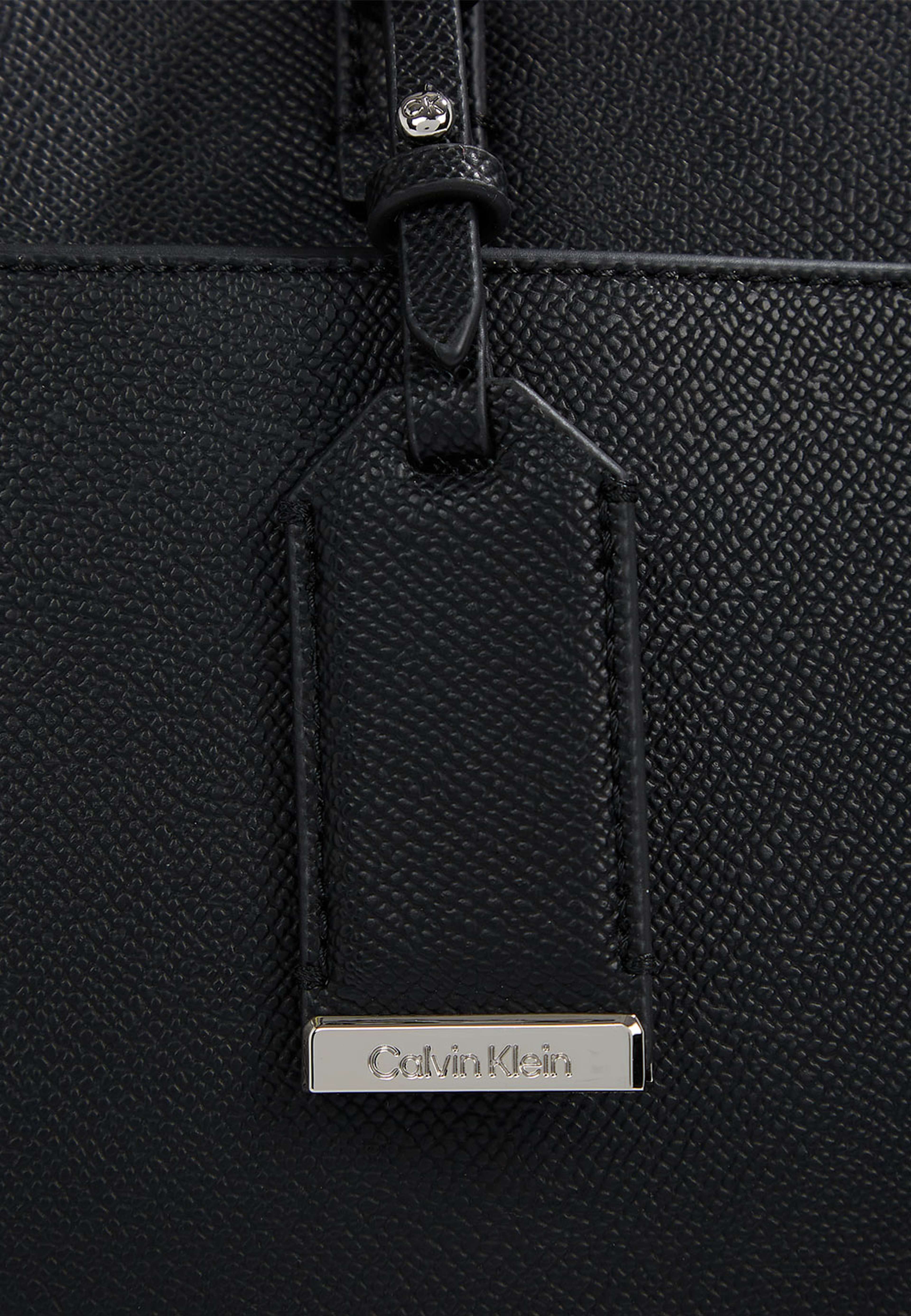 Must Medium Shopper