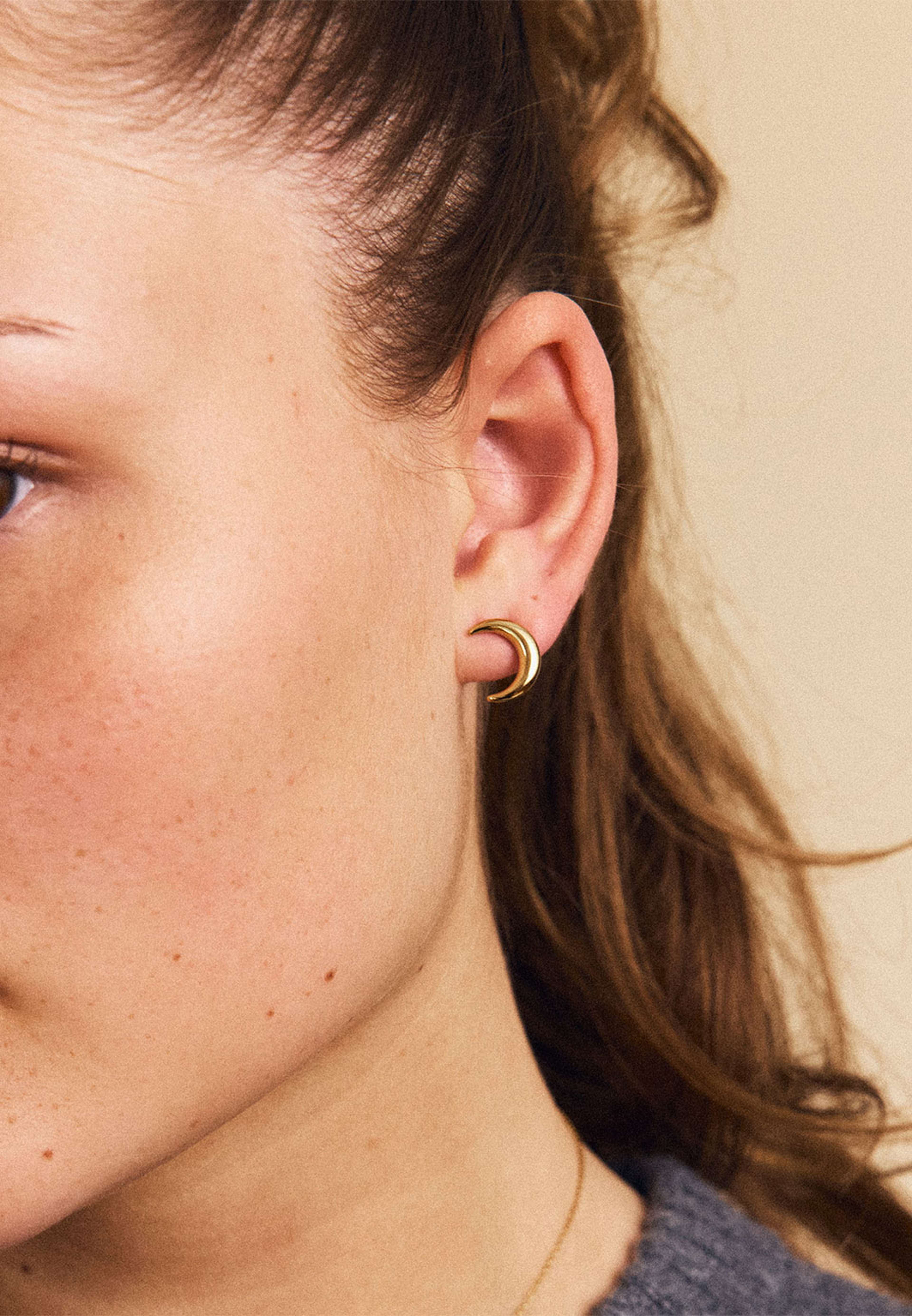 New Moon Studs S