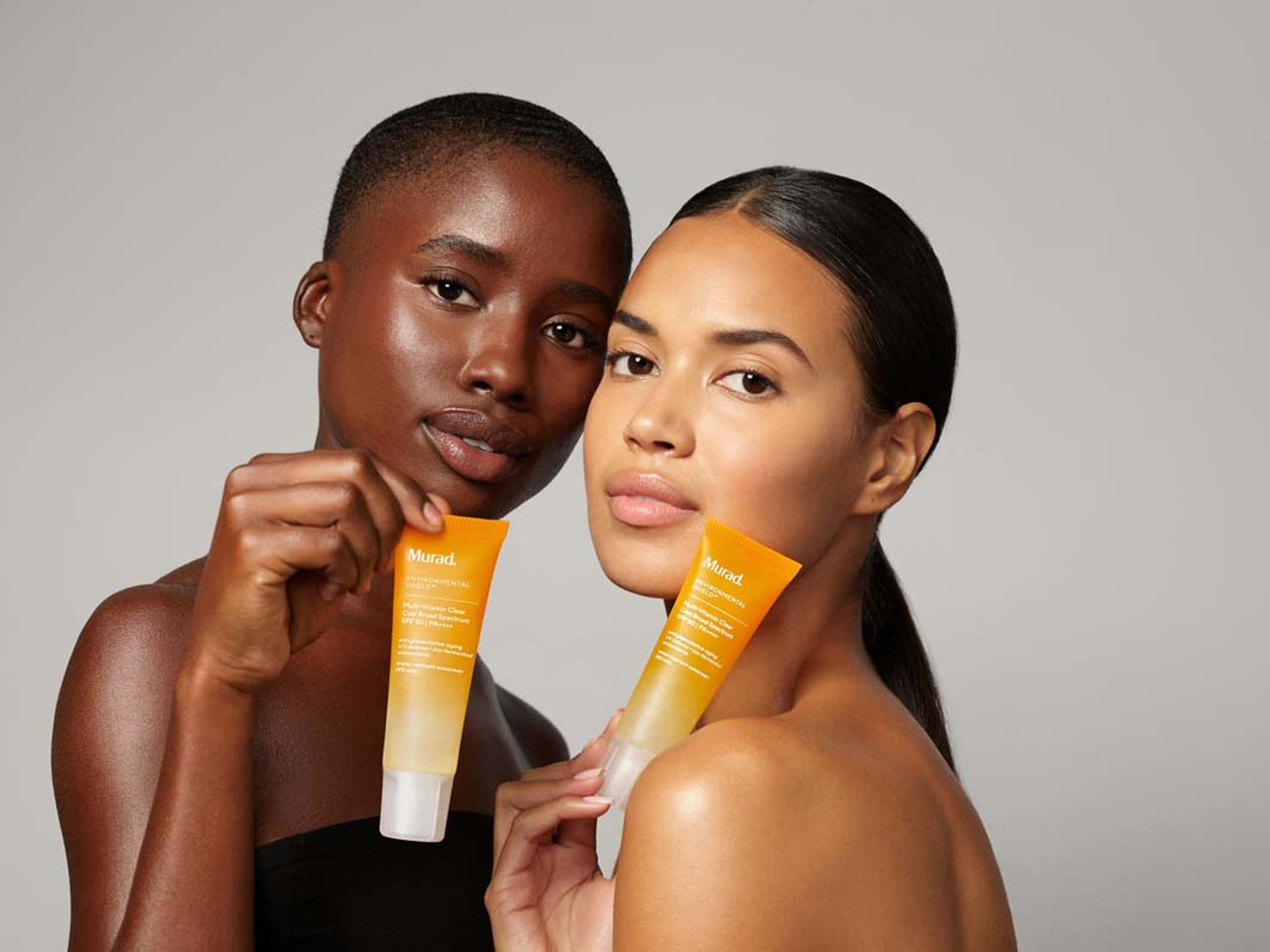 Multi-Vitamin Clear Coat Broad Spectrum SPF 50, från Murad. Klicka för att öppna bilden i stort format