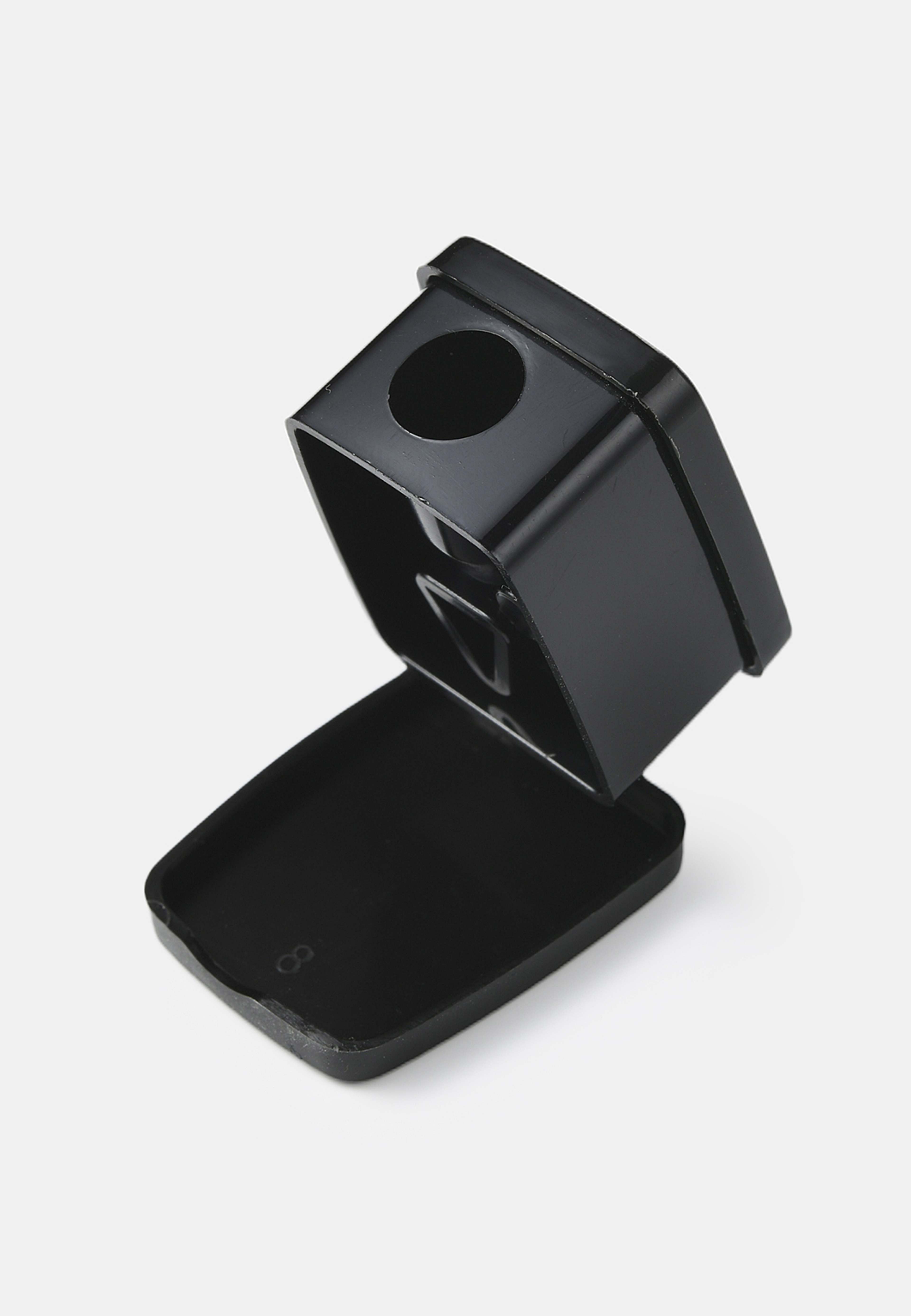 Pennvässare, enkel, från Å BEAUTY, i färgen Black. Klicka för att öppna bilden i stort format