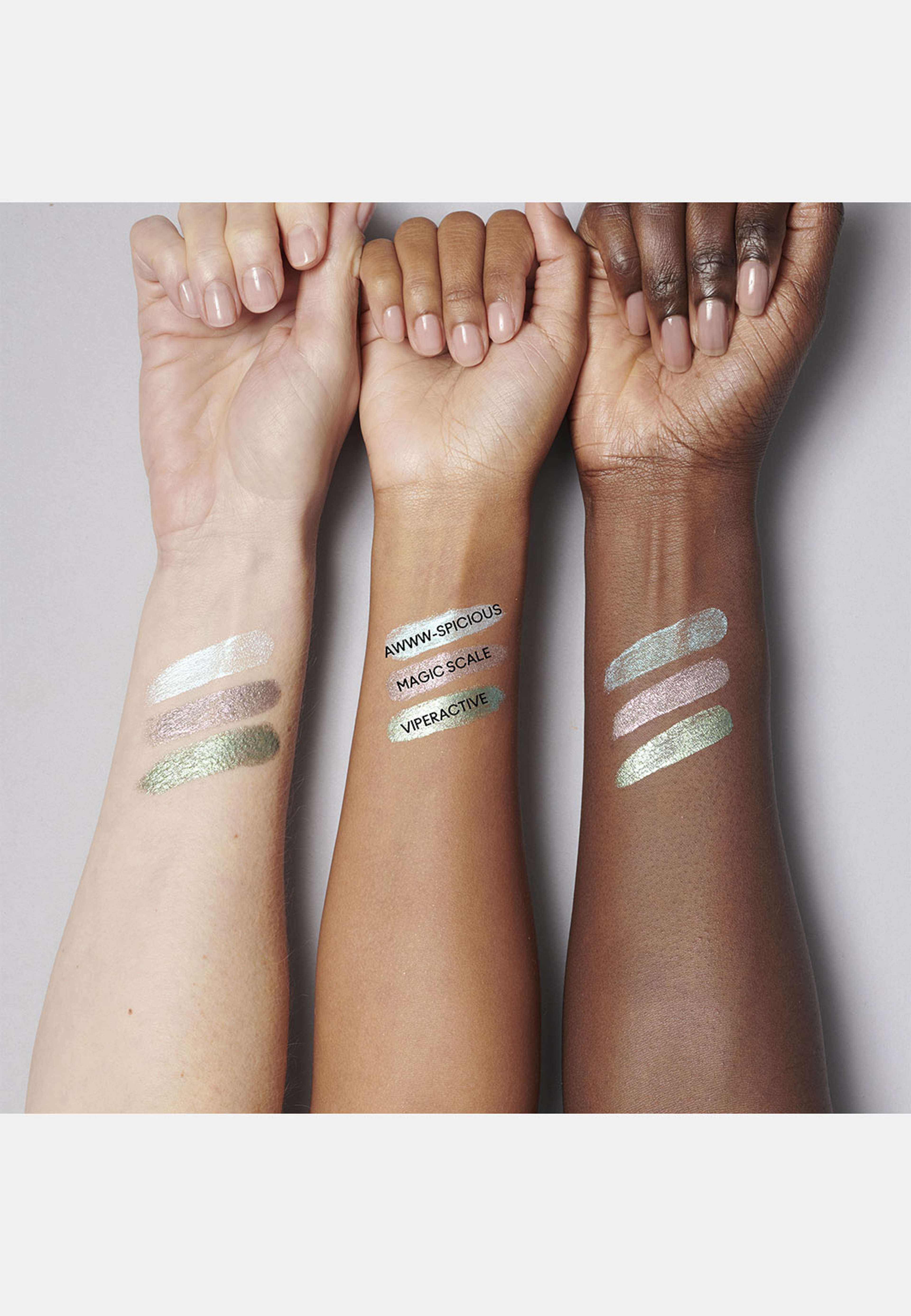 Luxe Luck dazzleshadow liquid eyeshadow
