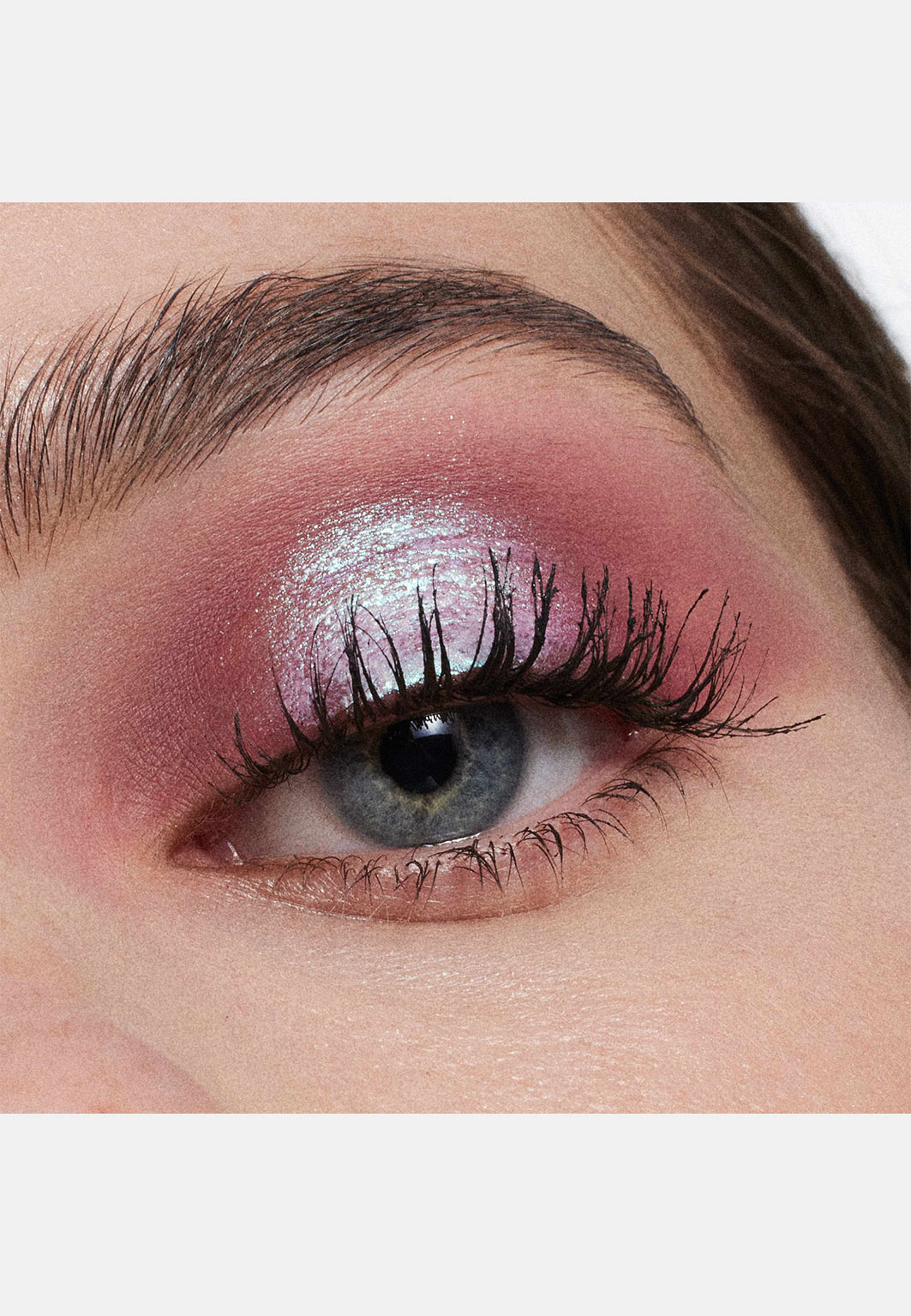 Luxe Luck dazzleshadow liquid eyeshadow