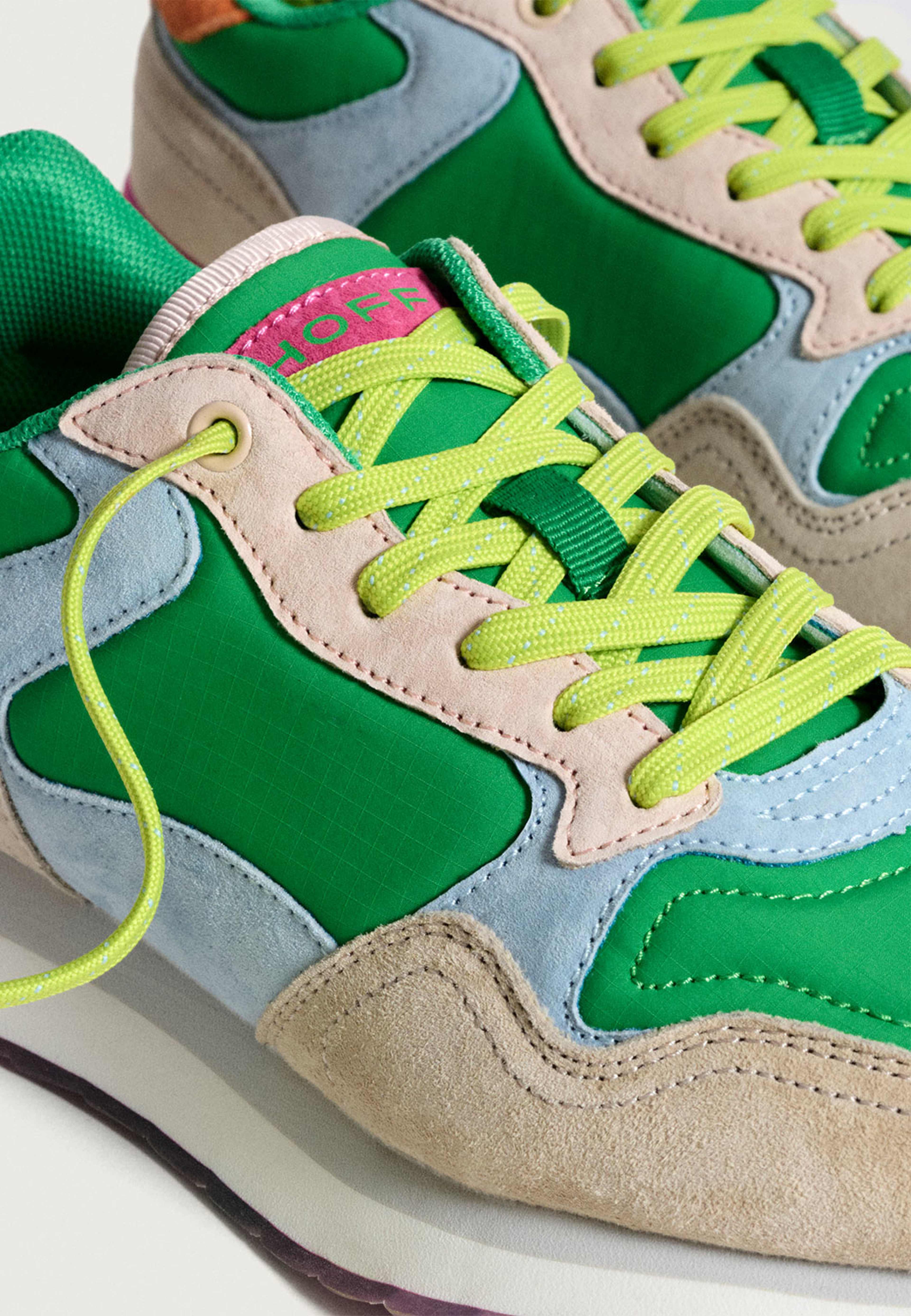 Coast Sneaker