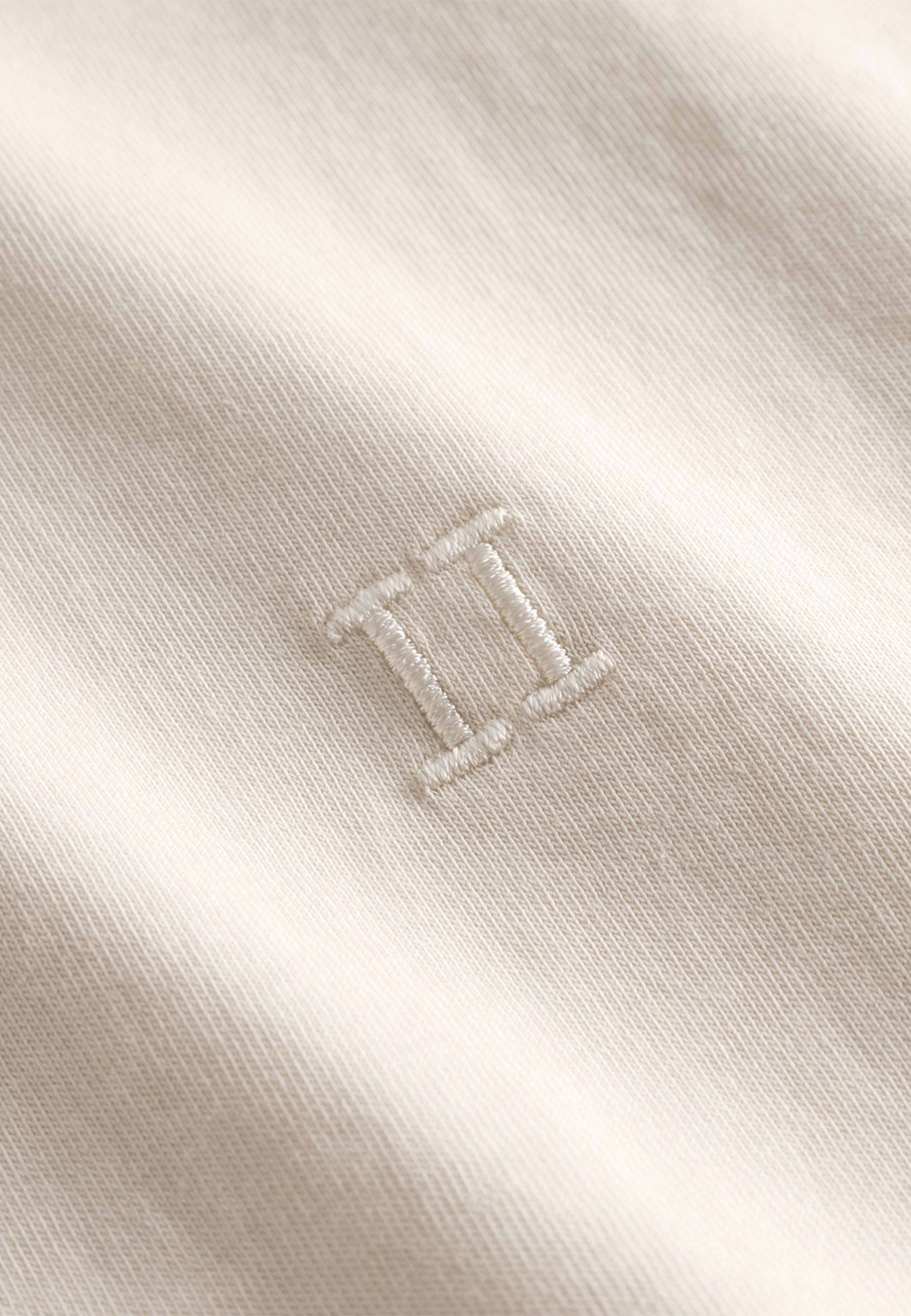 Core Tonal T-Shirt, från LES DEUX, i färgen Ivory. Klicka för att öppna bilden i stort format