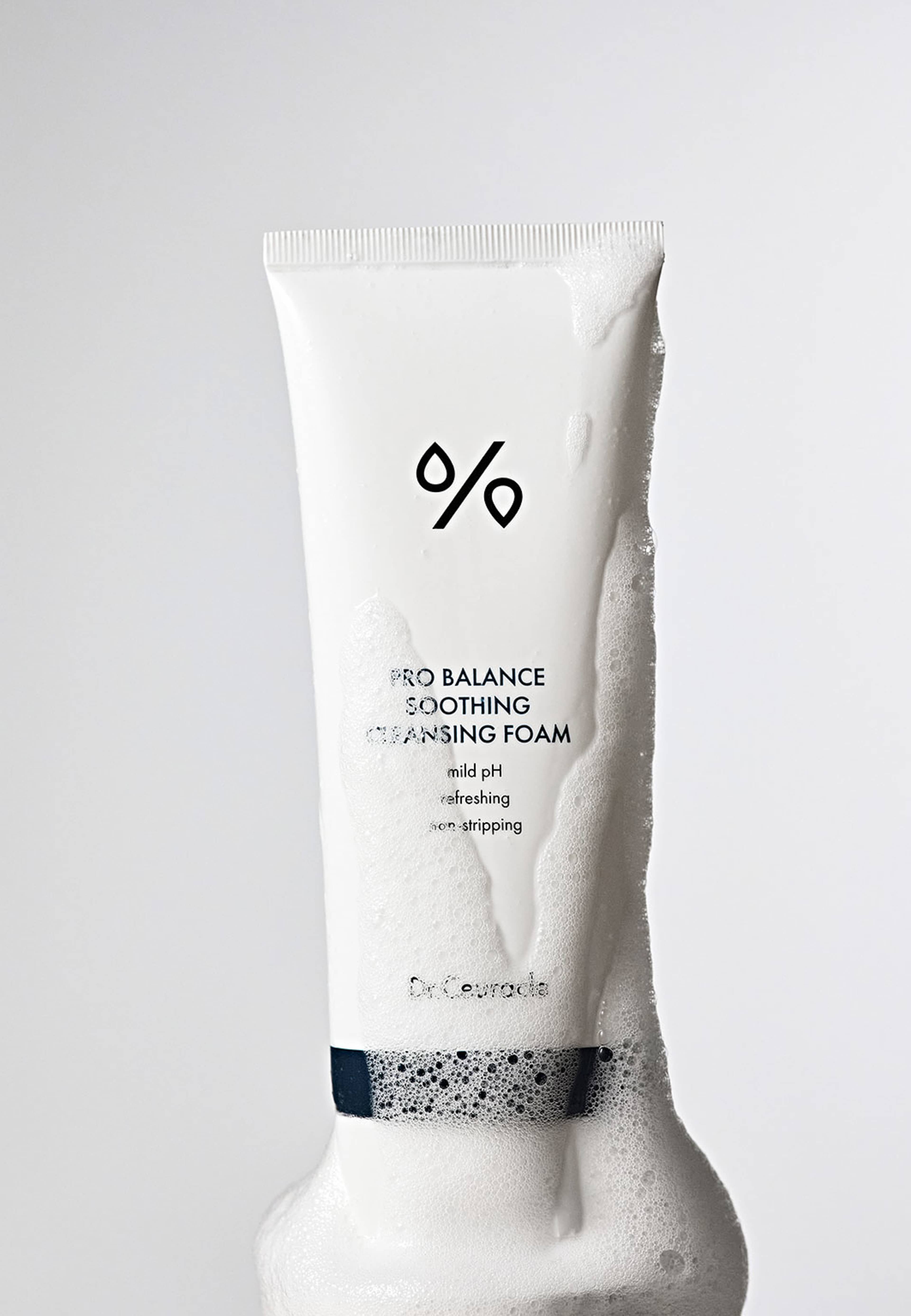 Pro Balance Soothing Cleansing Foam