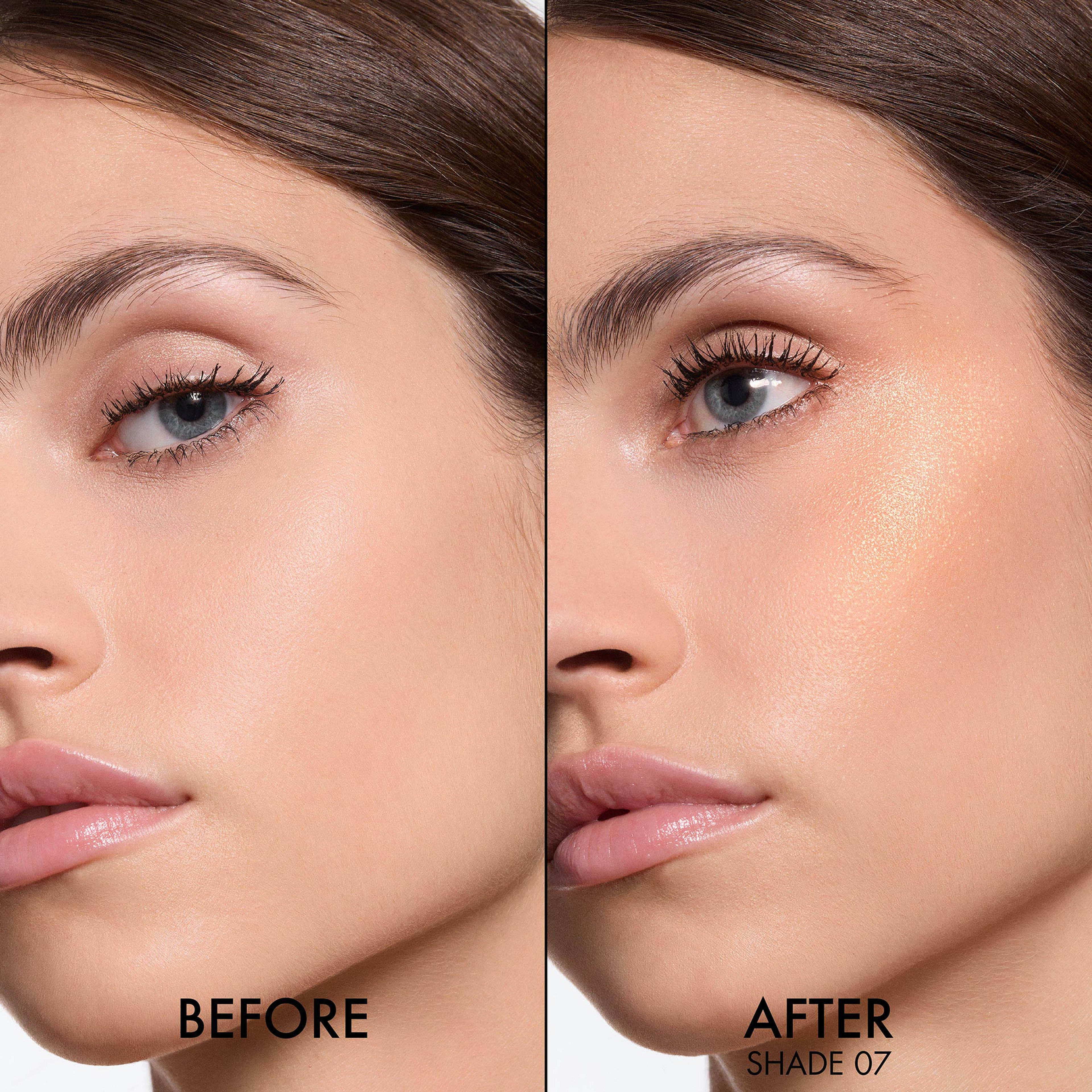 Dior Forever Glow Luminizer Highlighter Infused with Hyaluronic Acid