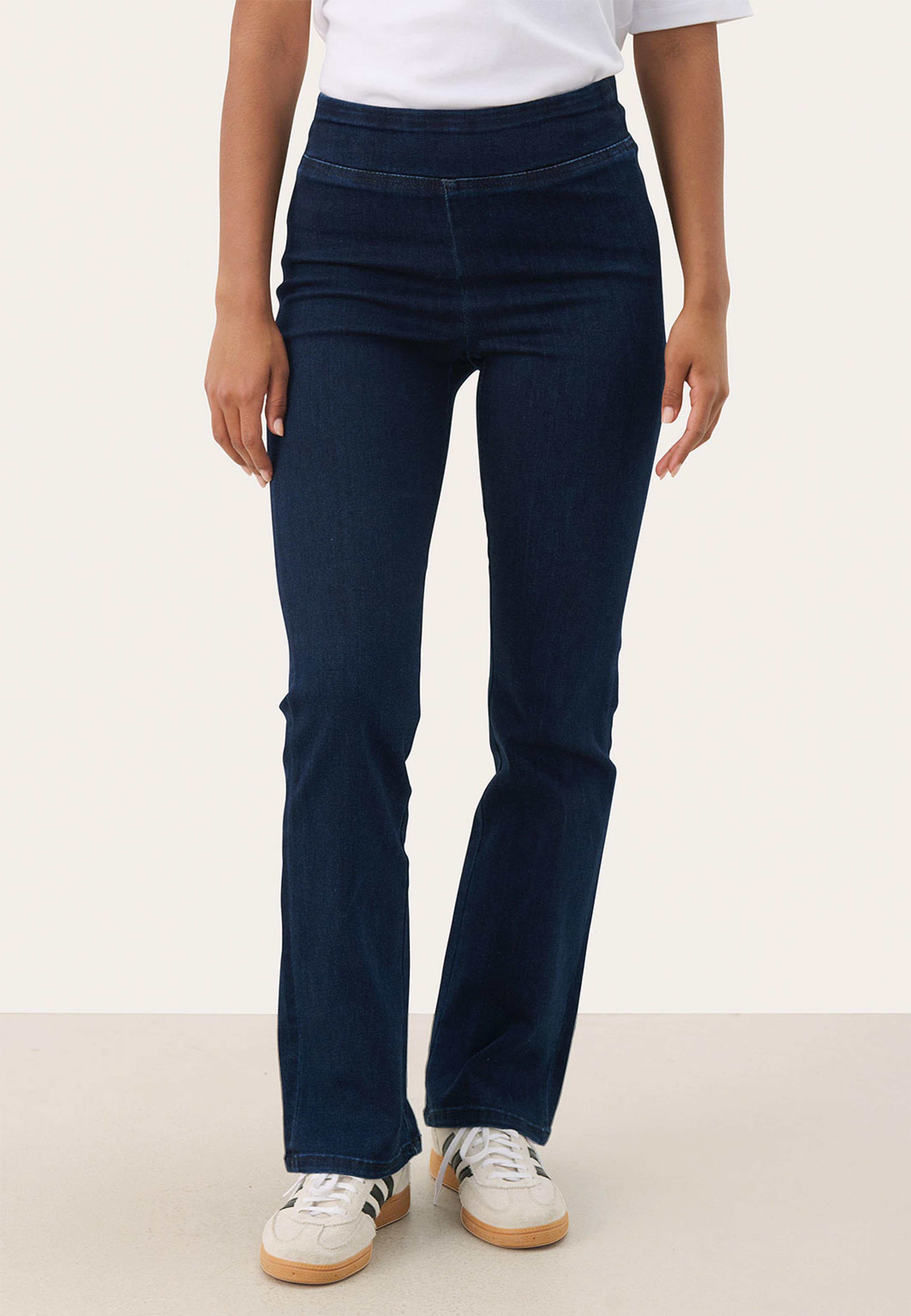NikelasPW Trousers, från Part Two, i färgen Dark Blue Denim.