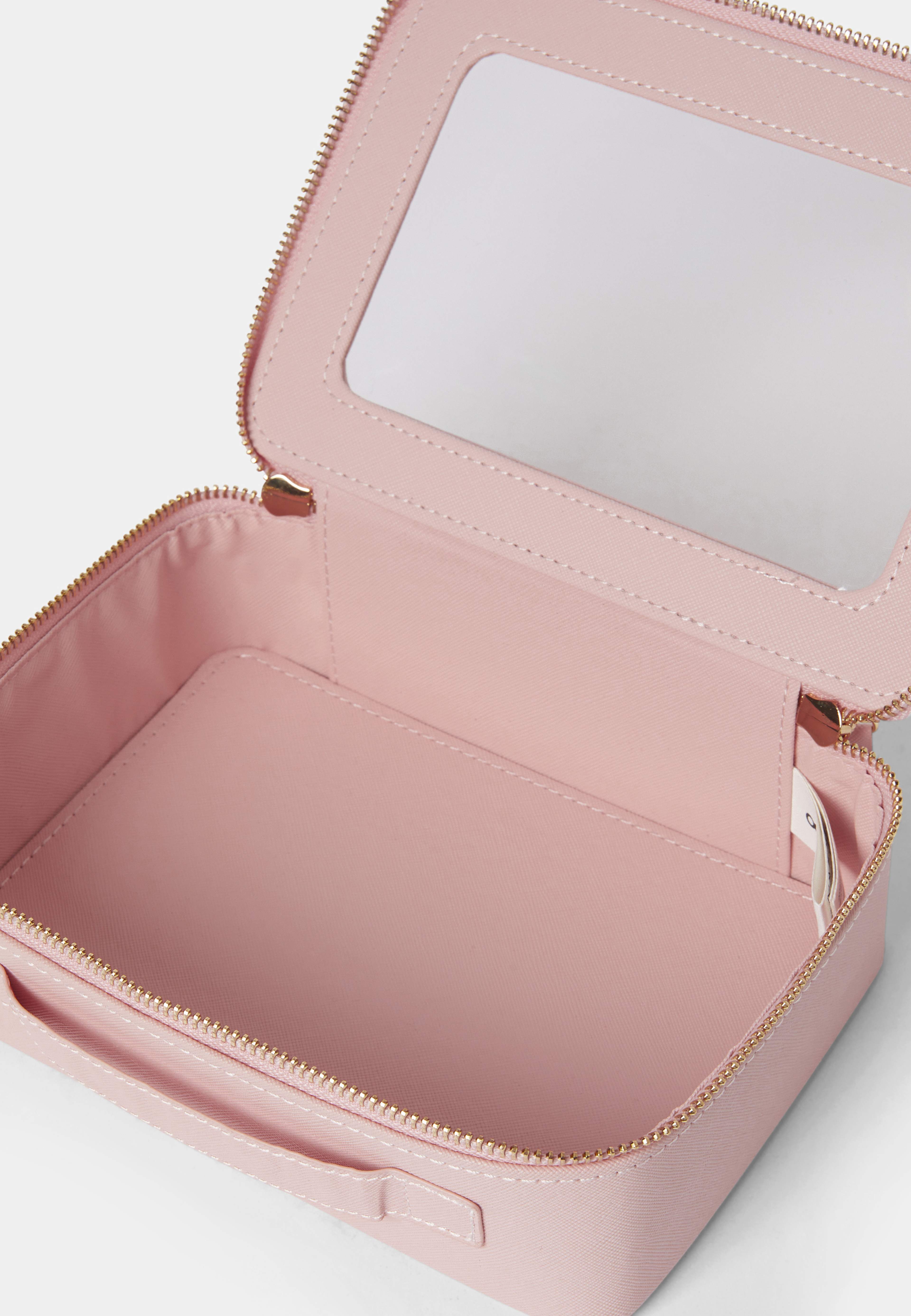 Necessär, från Å BEAUTY, i färgen Light Pink.