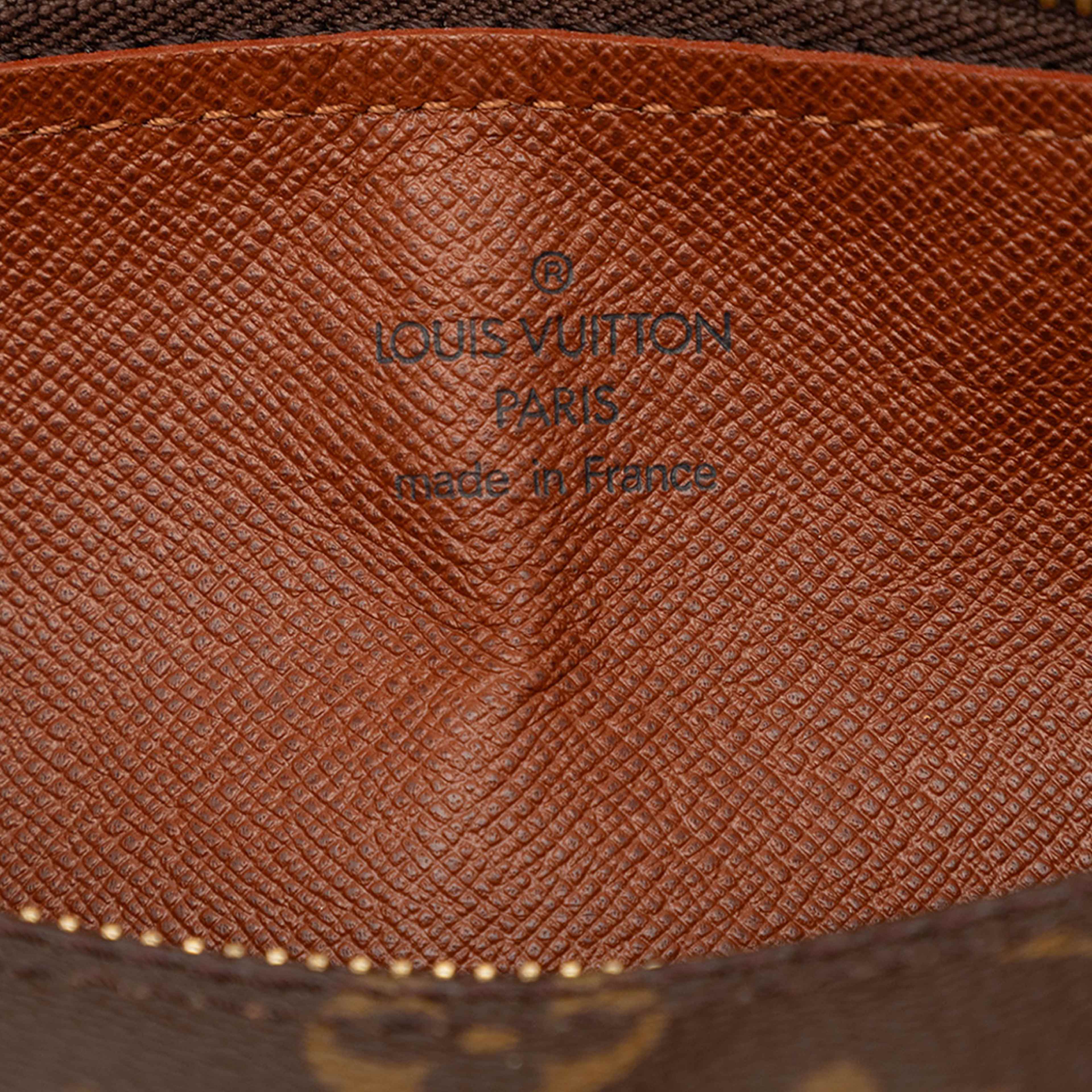 Louis Vuitton Monogram Papillon 26, från Luxclusif, i färgen brown. Klicka för att öppna bilden i stort format