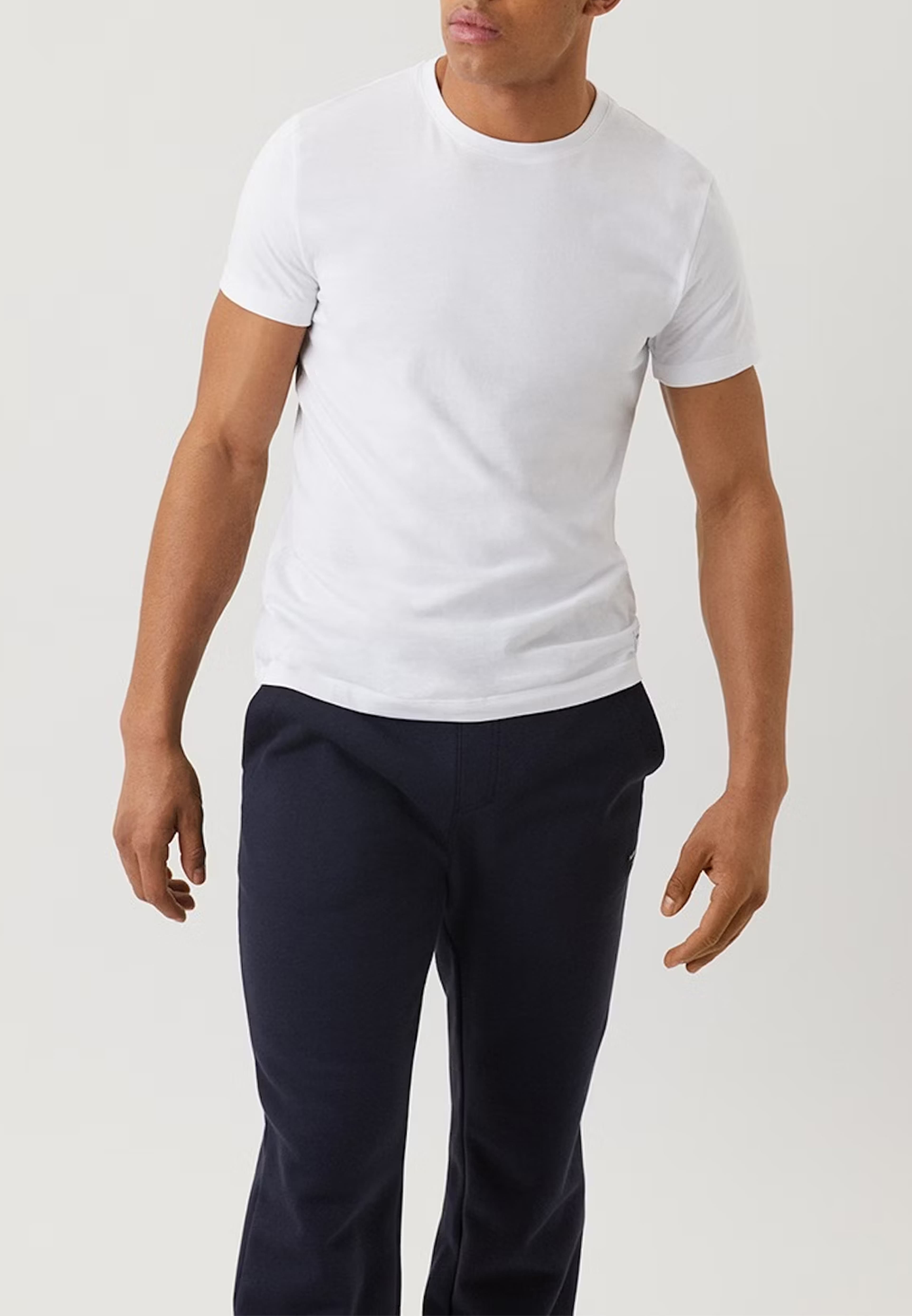 Centre T-Shirt, från Björn Borg, i färgen Brilliant White. Klicka för att öppna bilden i stort format
