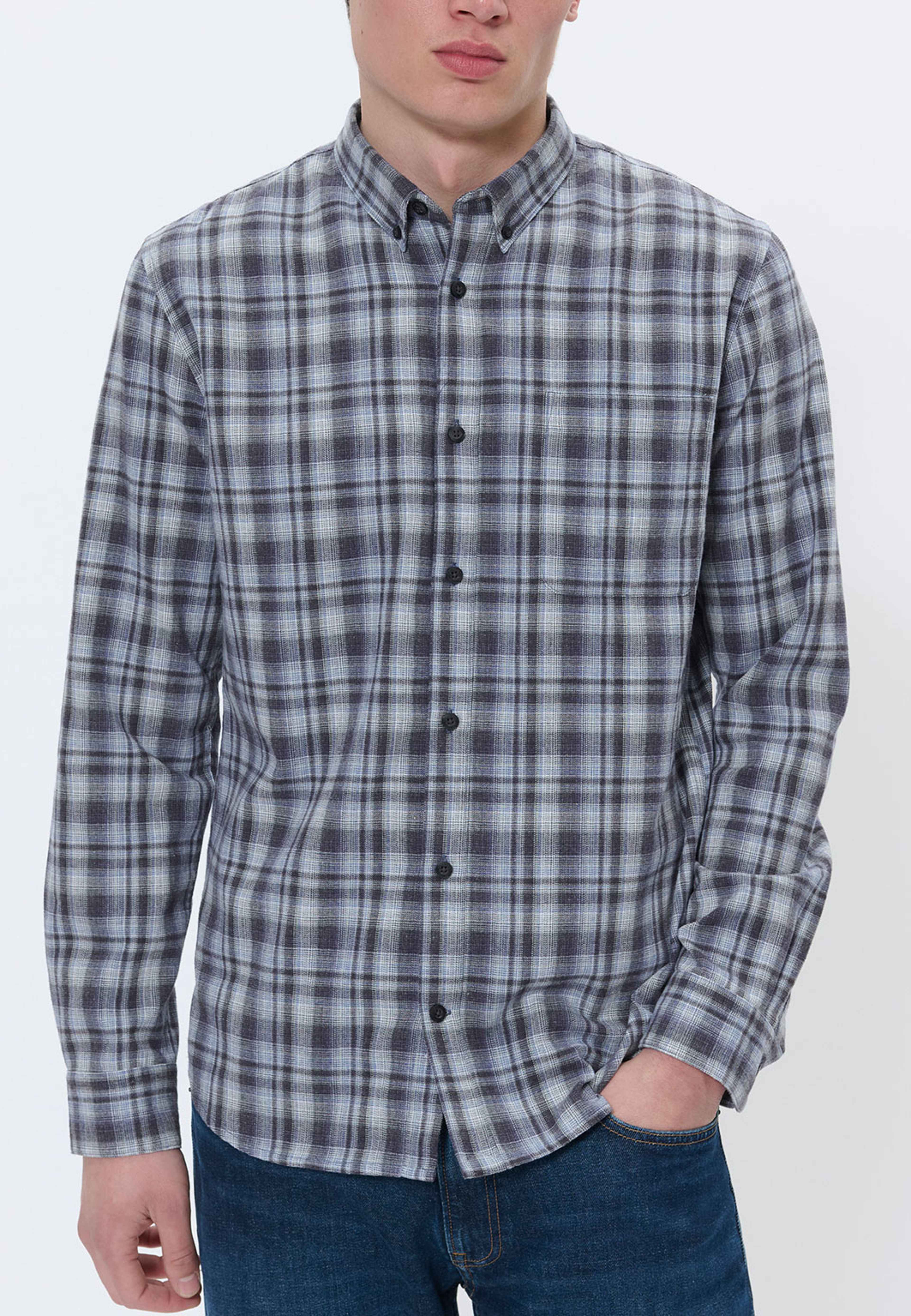 MAtrostol BD Shirt, från Matinique, i färgen Dark Navy. Klicka för att öppna bilden i stort format