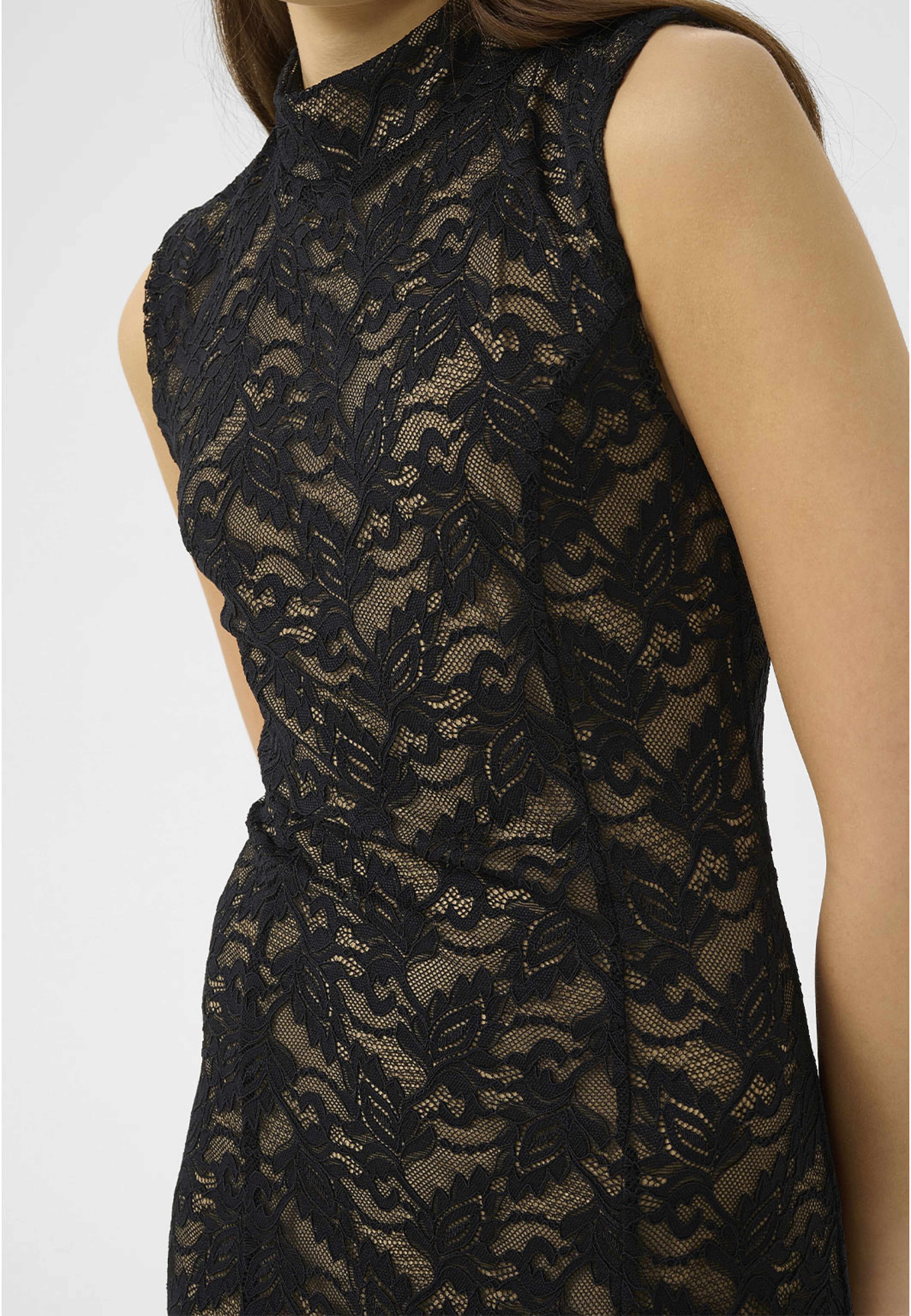 GZtania Dress, från Gestuz, i färgen Black.