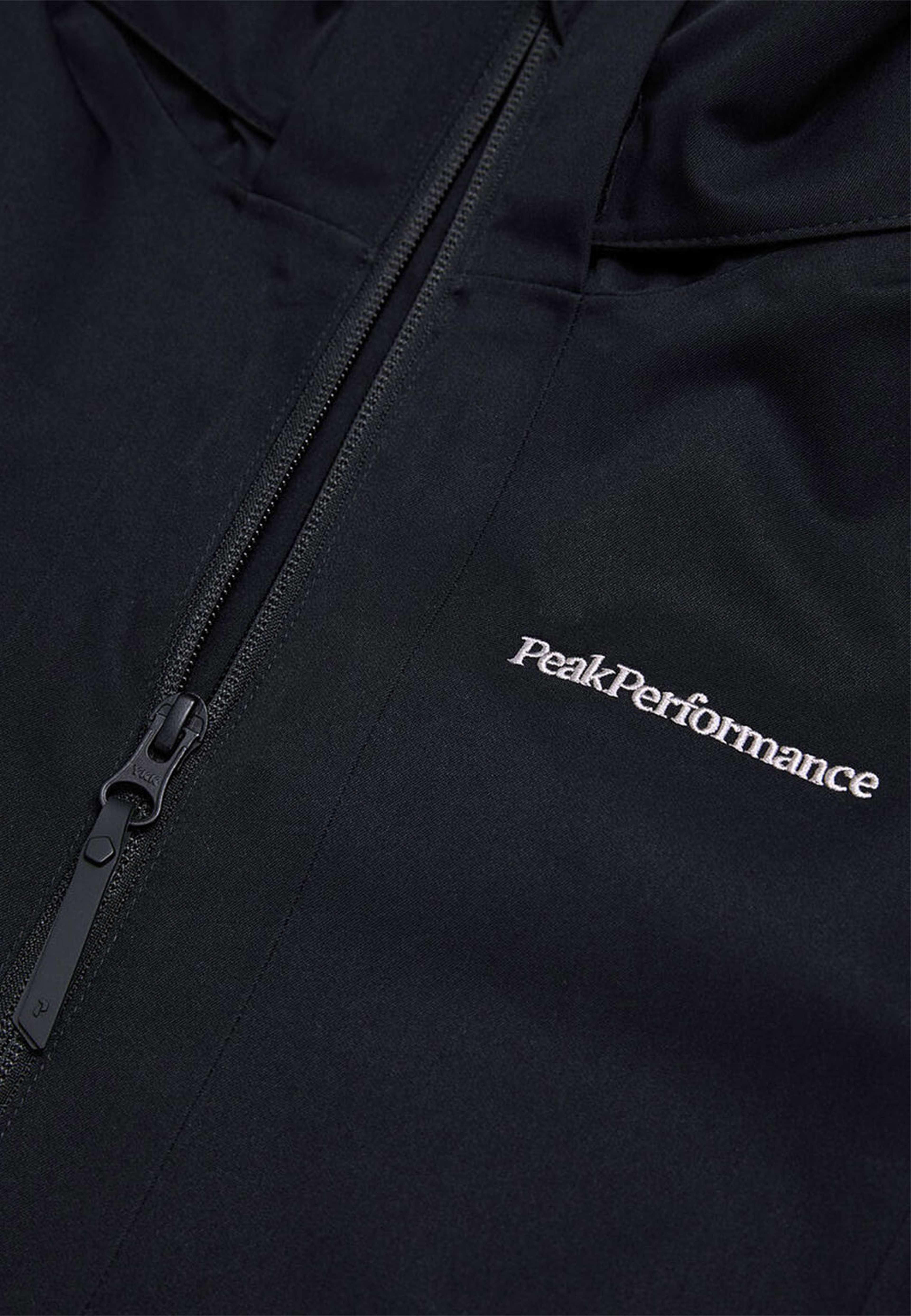 JR Maroon Insulated Jacket, från Peak Performance, i färgen Black. Klicka för att öppna bilden i stort format