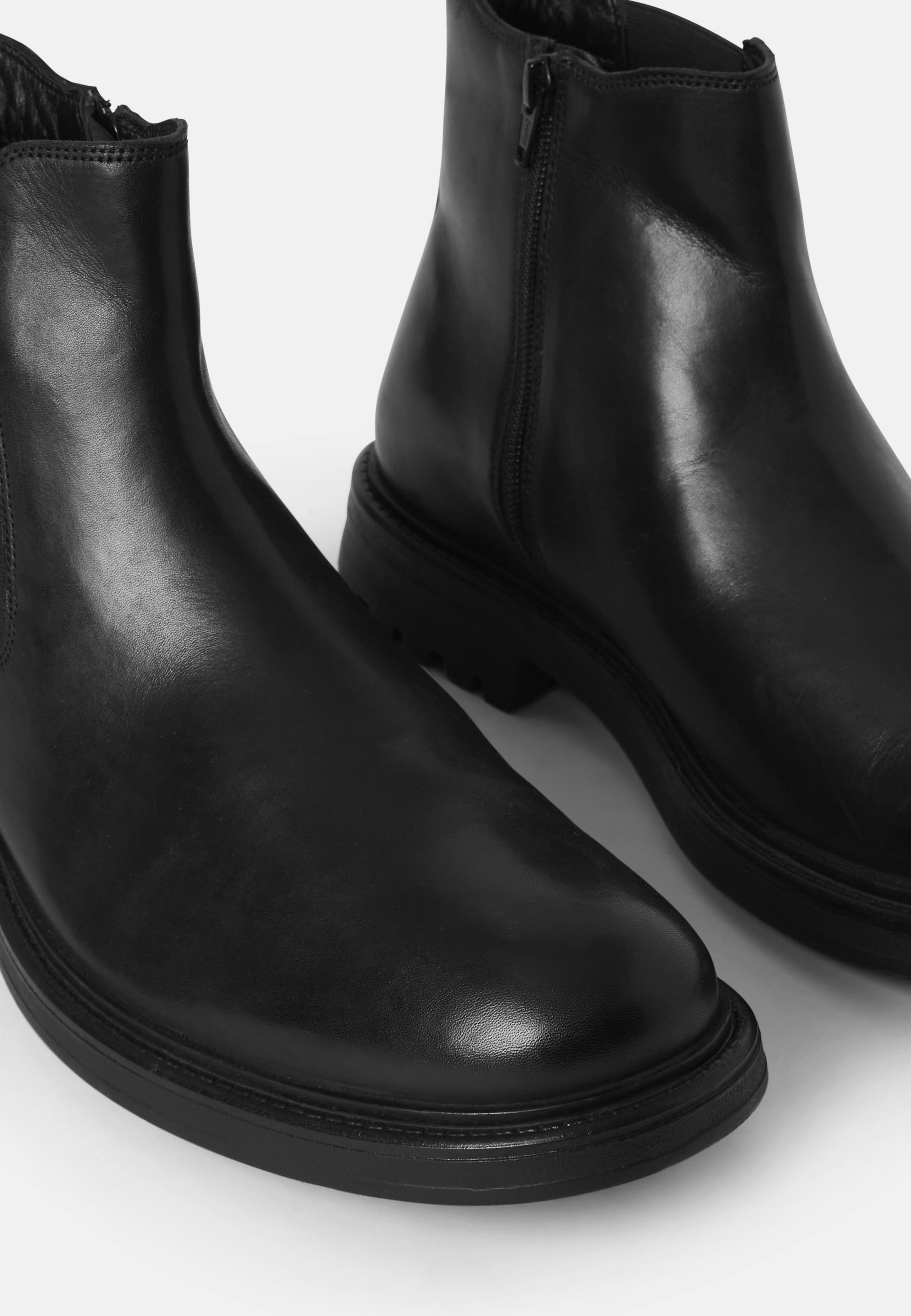 Chelsea boots i skinn
