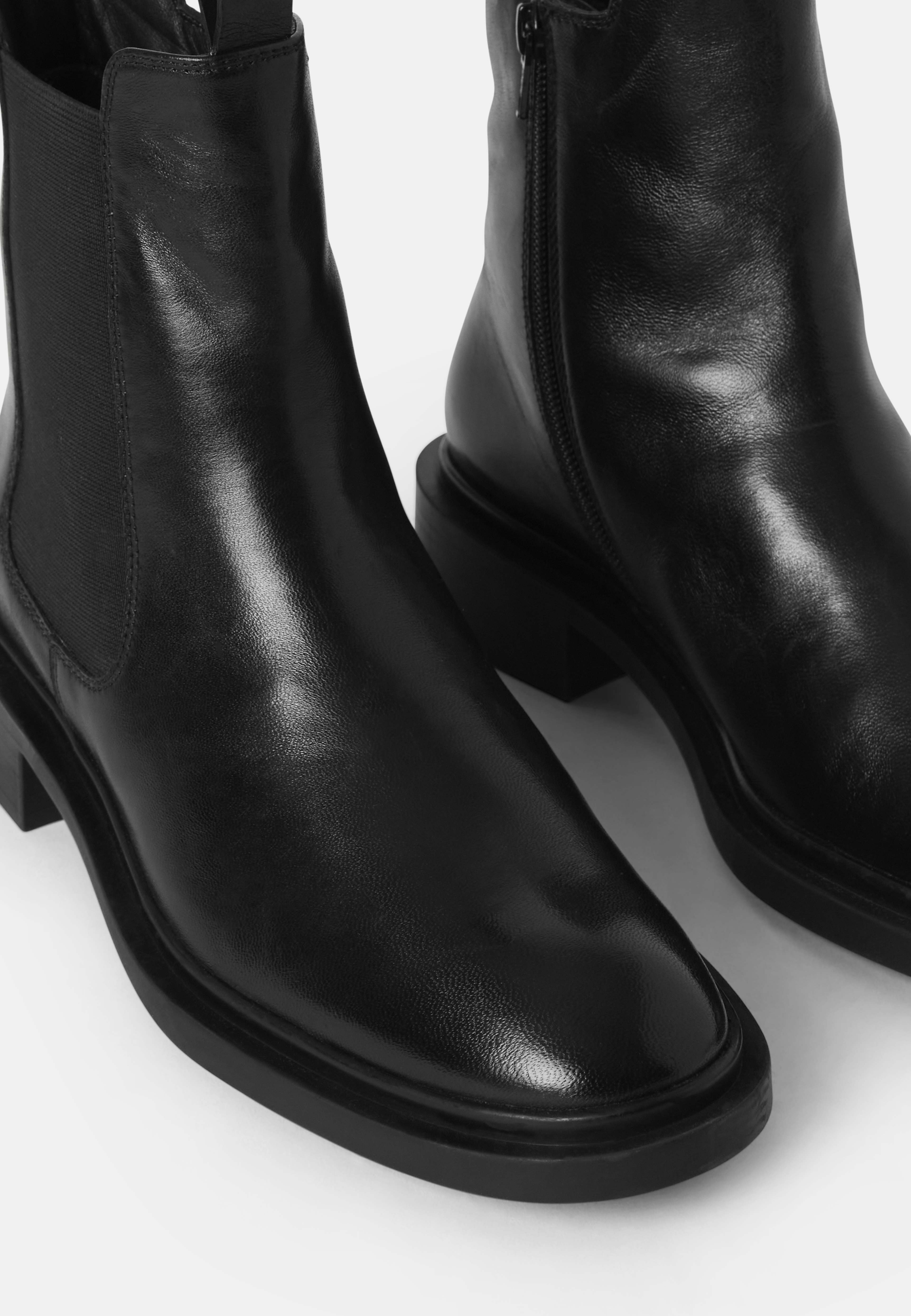 Chelsea boots i skinn
