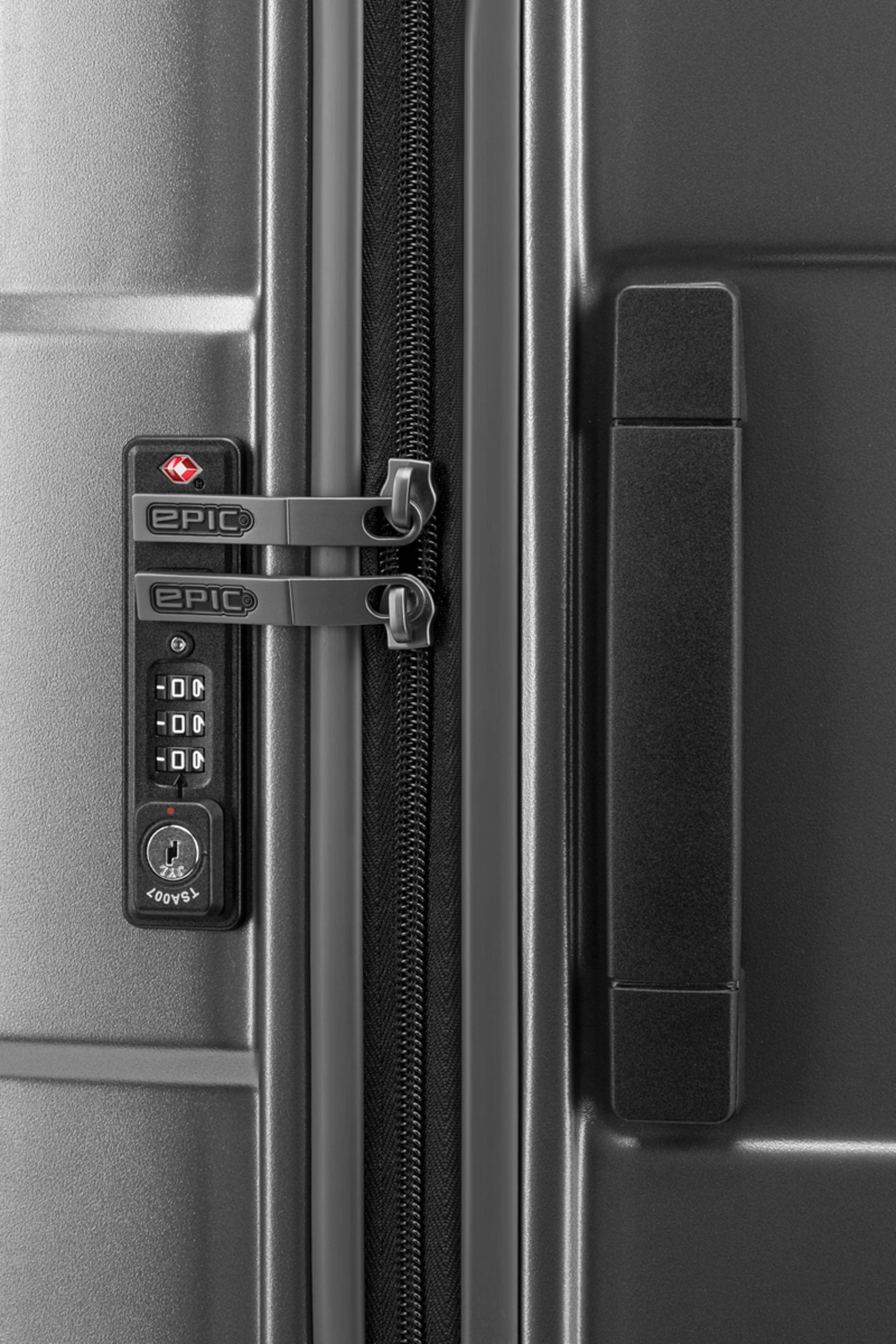 Crate Solids Resväska 65cm, från Epic, i färgen Stealthgrey. Klicka för att öppna bilden i stort format