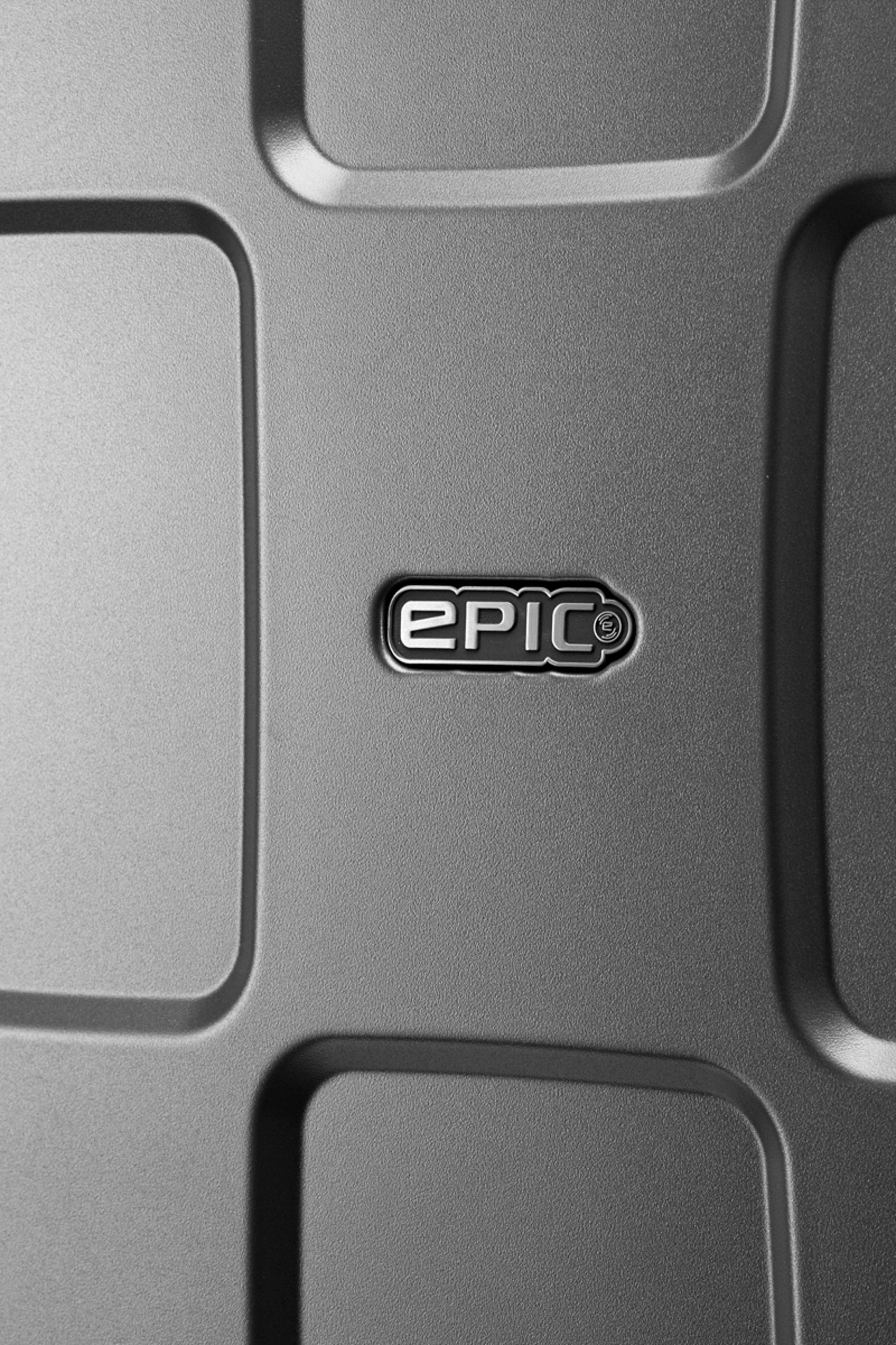 Crate Solids Resväska 75cm, från Epic, i färgen Stealthgrey. Klicka för att öppna bilden i stort format