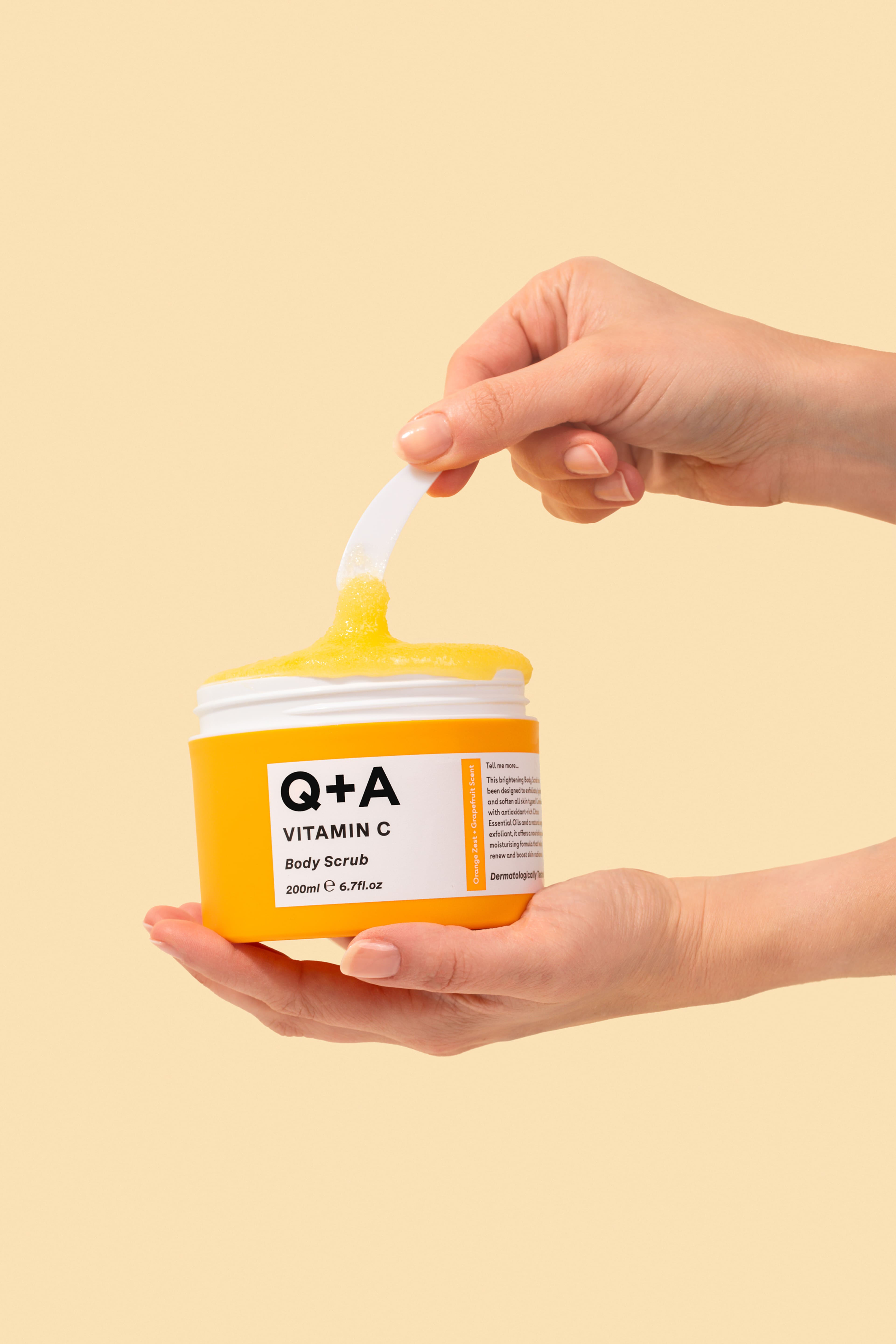 Vitamin C Body Scrub, från Q+A. Klicka för att öppna bilden i stort format