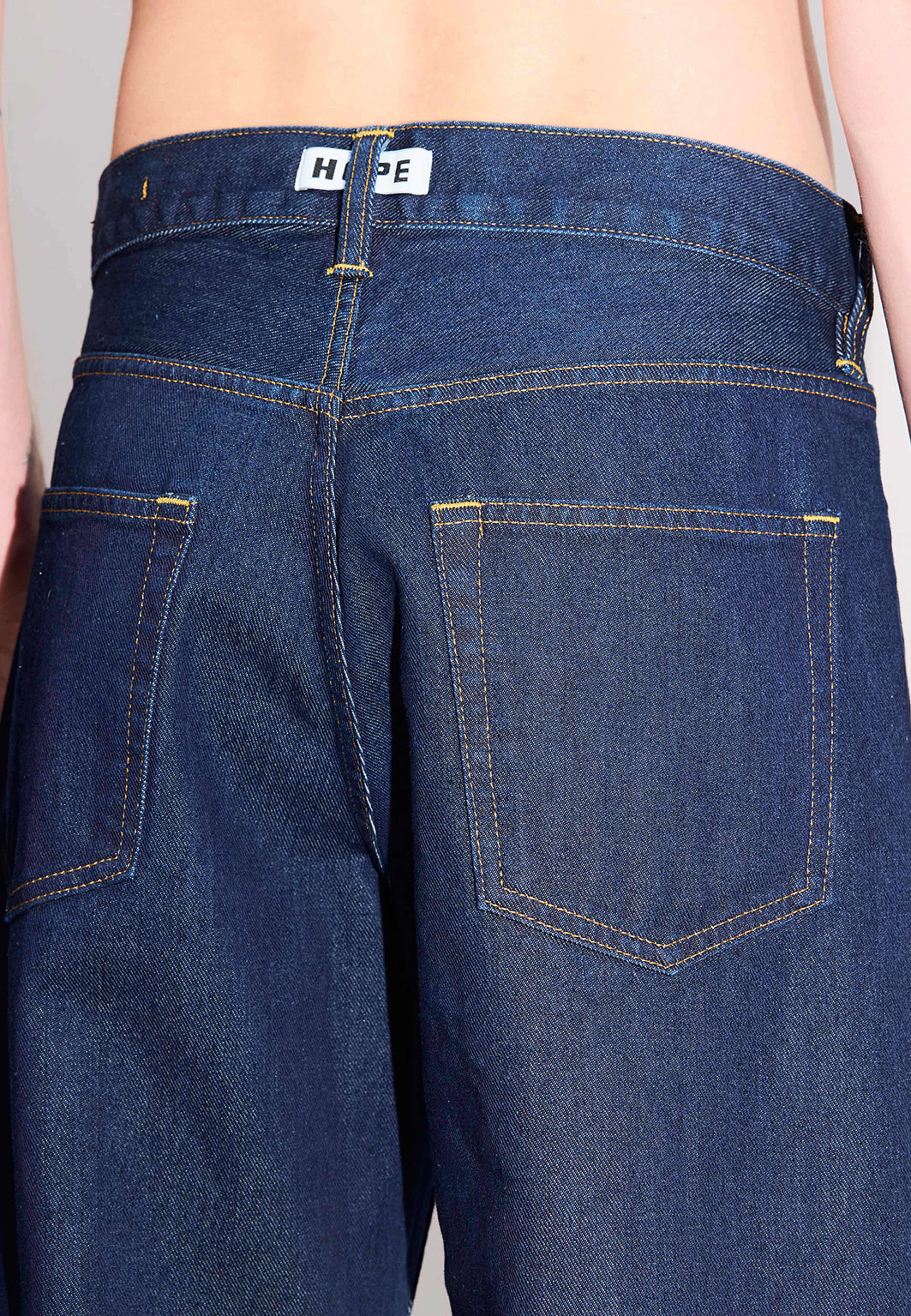 Criss Jeans Rinsed Indigo, från Hope, i färgen Rinsed Indigo. Klicka för att öppna bilden i stort format